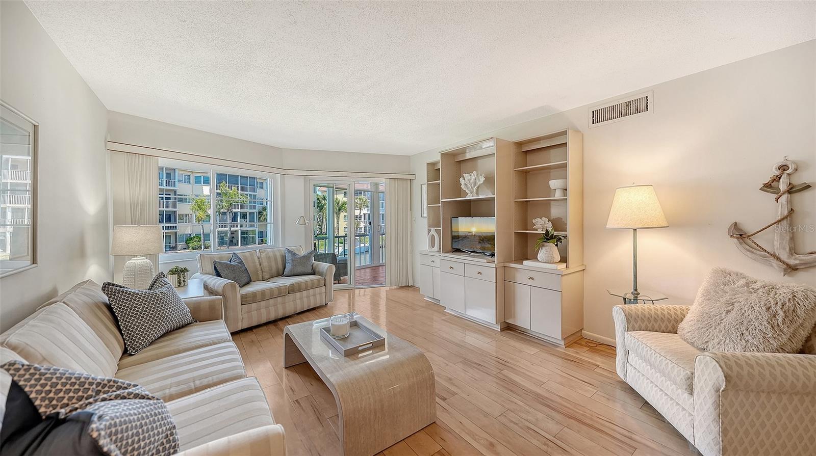 1257 S PORTOFINO DR #203, SARASOTA, FL, 34242