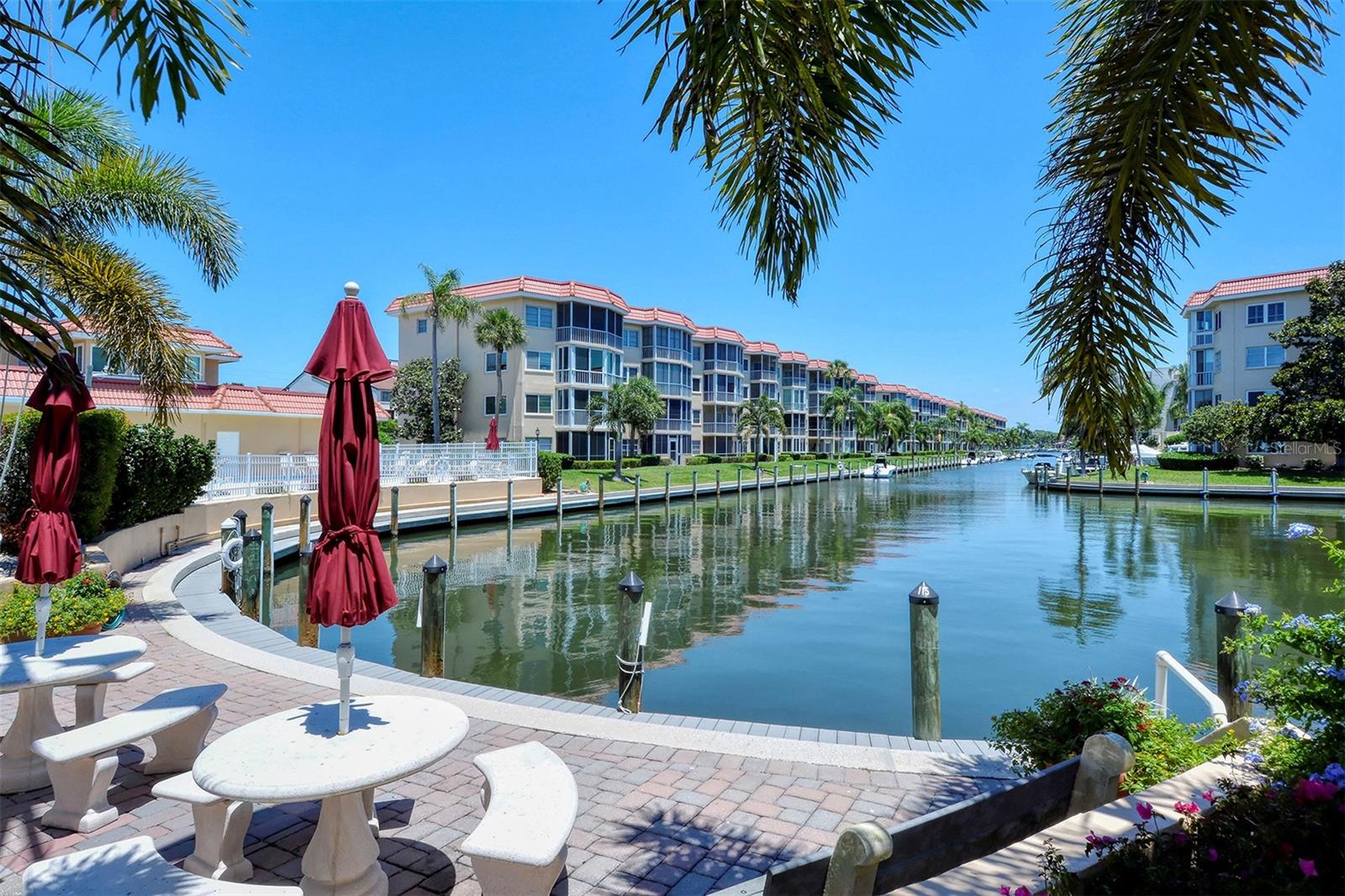 1257 S PORTOFINO DR #203, SARASOTA, FL, 34242