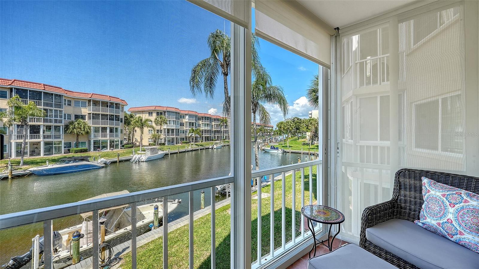 1257 S PORTOFINO DR #203, SARASOTA, FL, 34242
