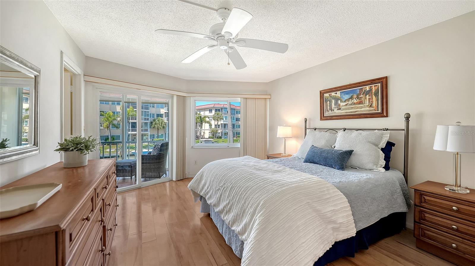 1257 S PORTOFINO DR #203, SARASOTA, FL, 34242