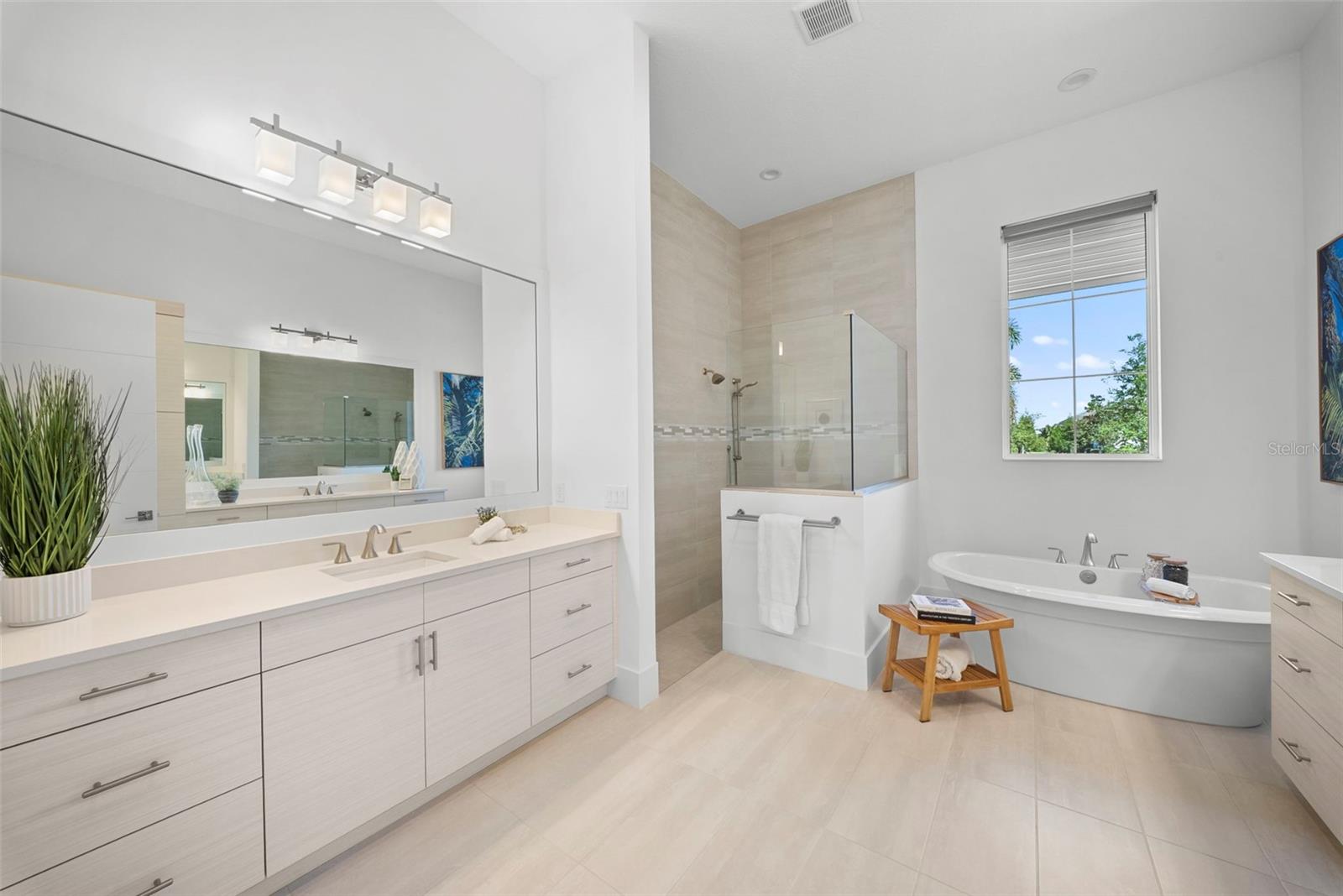 16826 CLEARLAKE AVE, LAKEWOOD RANCH, FL, 34202