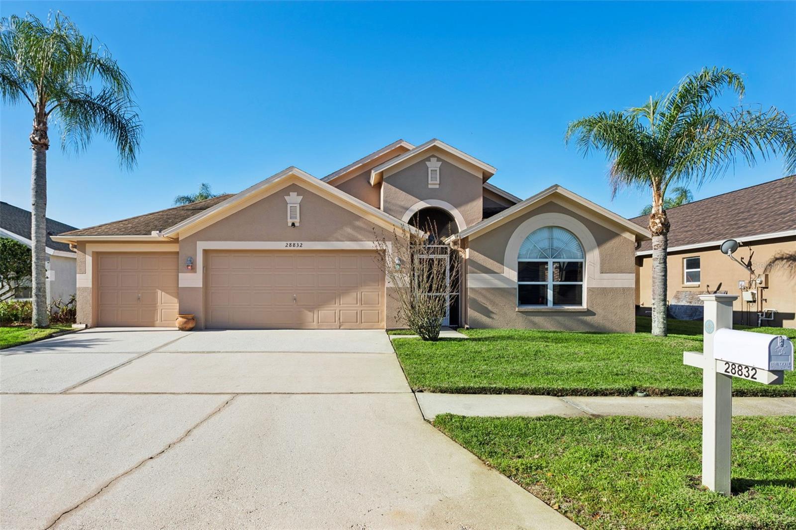 28832 RAINDANCE AVE, WESLEY CHAPEL, FL, 33543