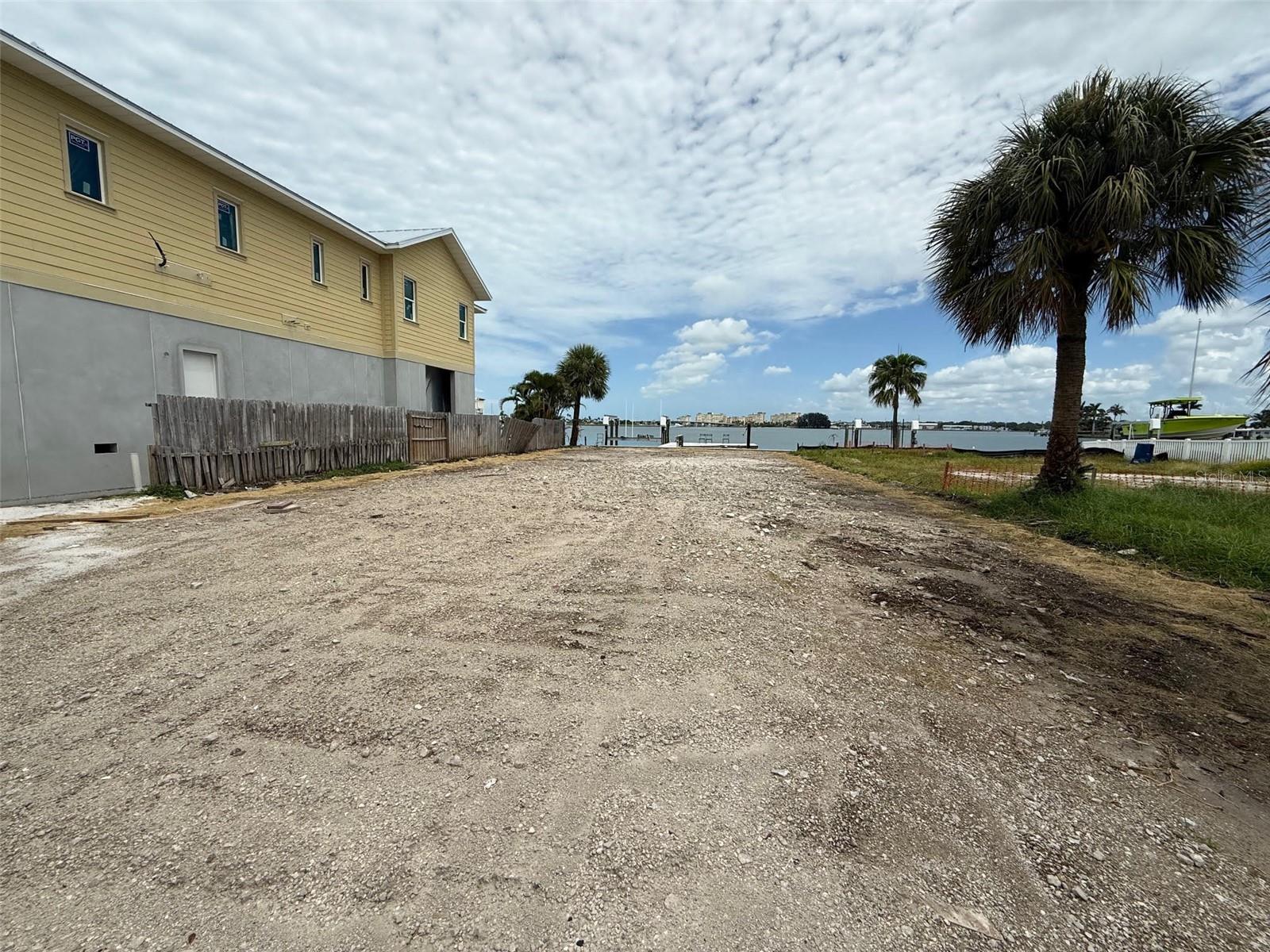 14217 E PARSLEY DR, MADEIRA BEACH, FL, 33708