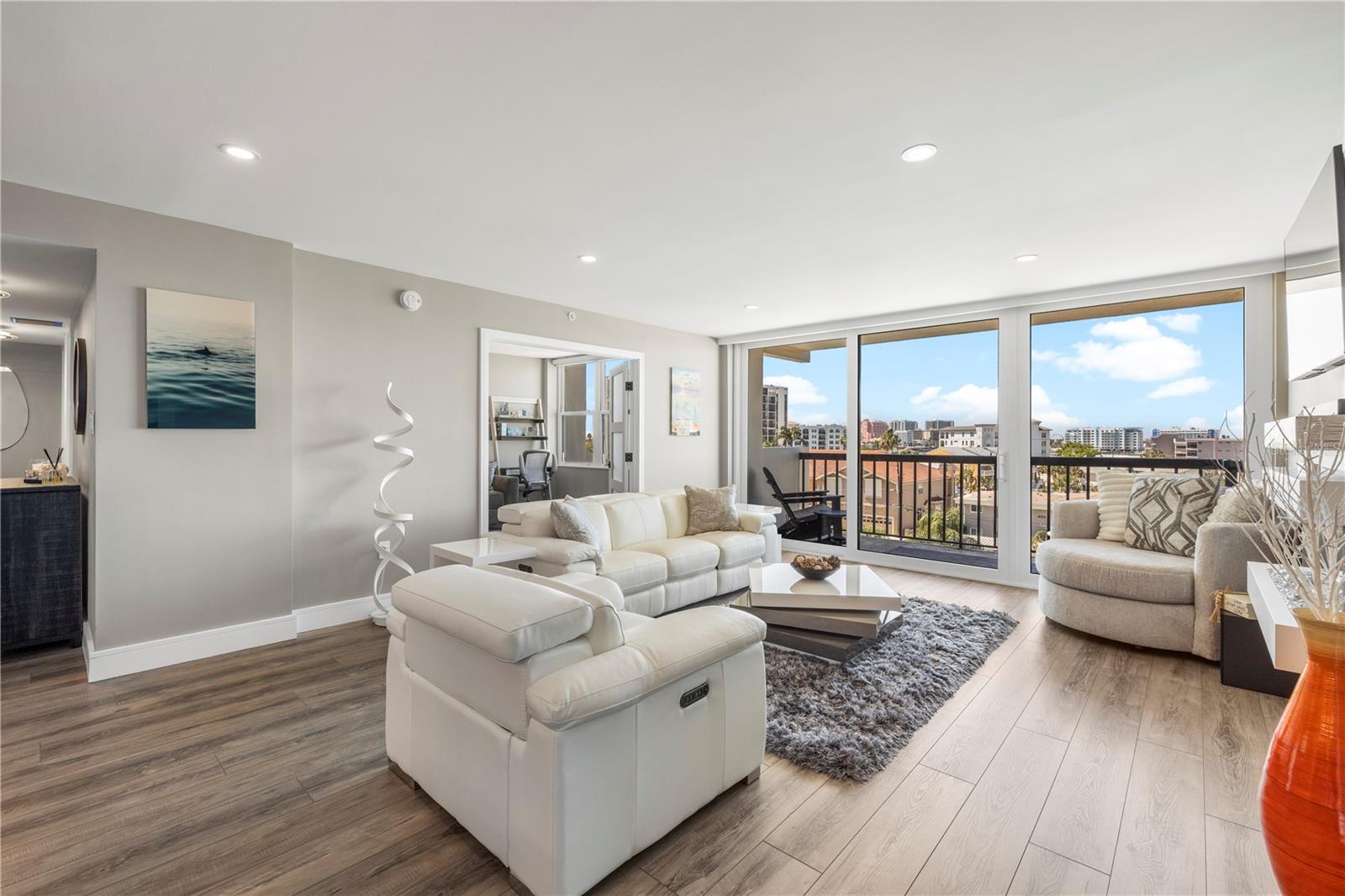 400 ISLAND WAY #504, CLEARWATER BEACH, FL, 33767