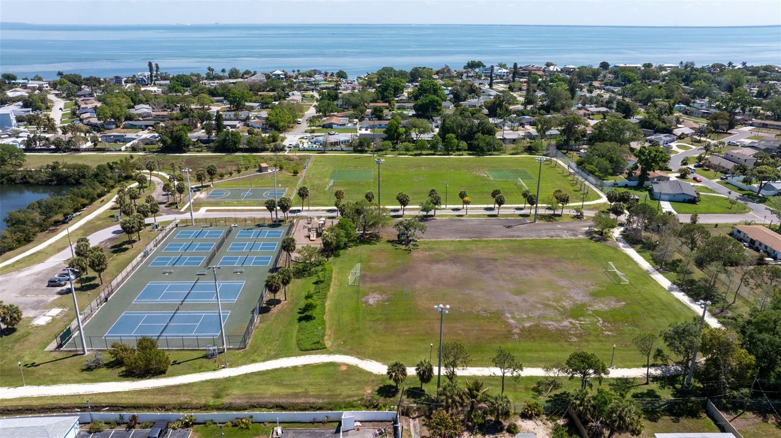 280 38TH AVE SE, ST PETERSBURG, FL, 33705