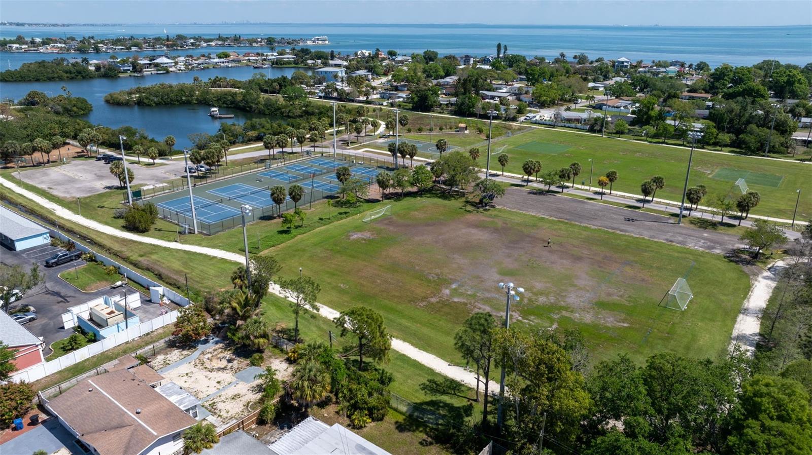 280 38TH AVE SE, ST PETERSBURG, FL, 33705