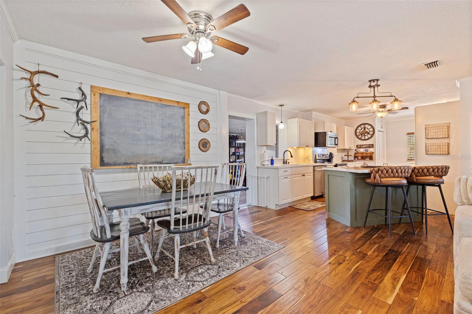 280 38TH AVE SE, ST PETERSBURG, FL, 33705
