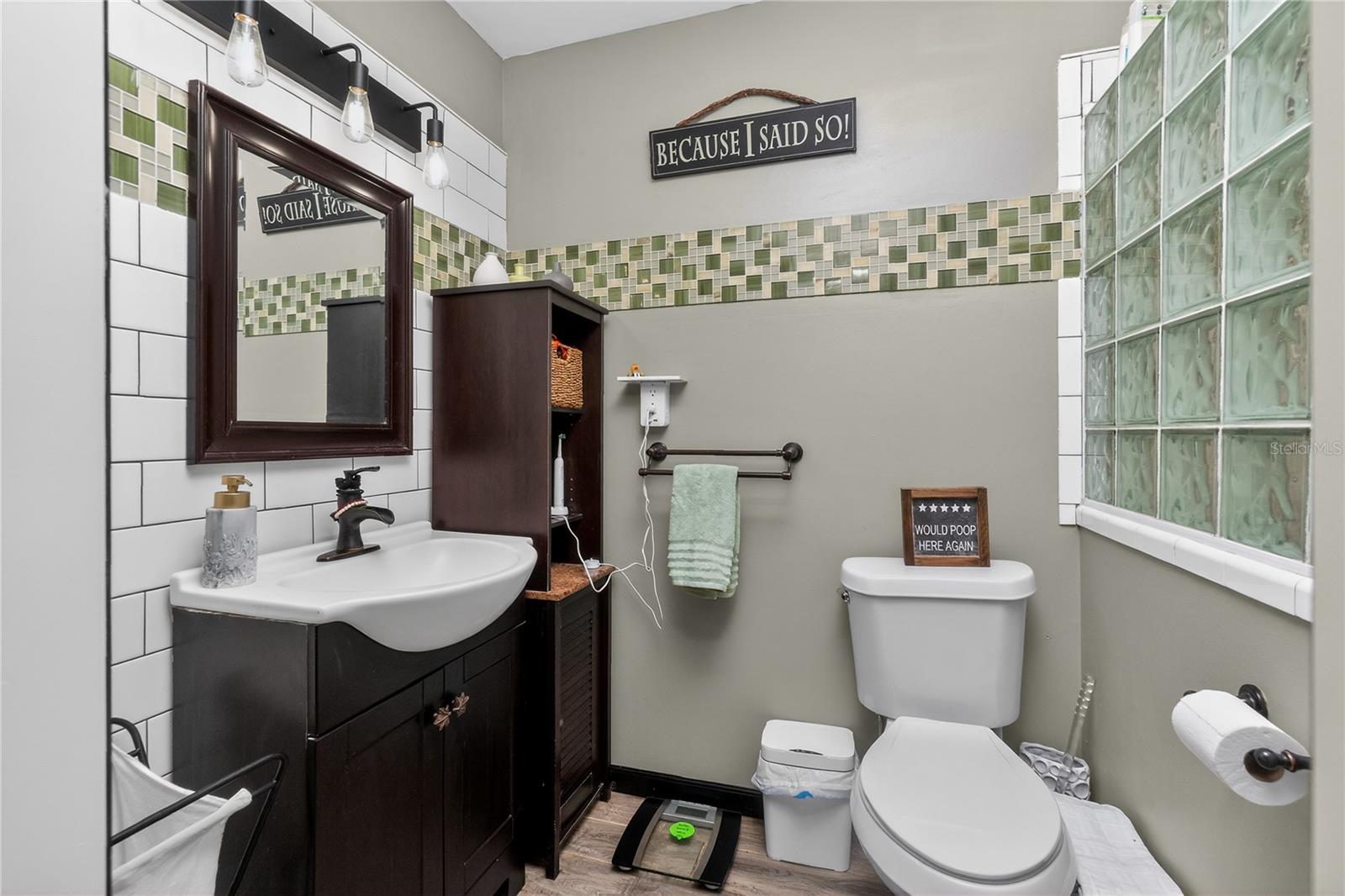 117 BEDFORD DR NE, PORT CHARLOTTE, FL, 33952