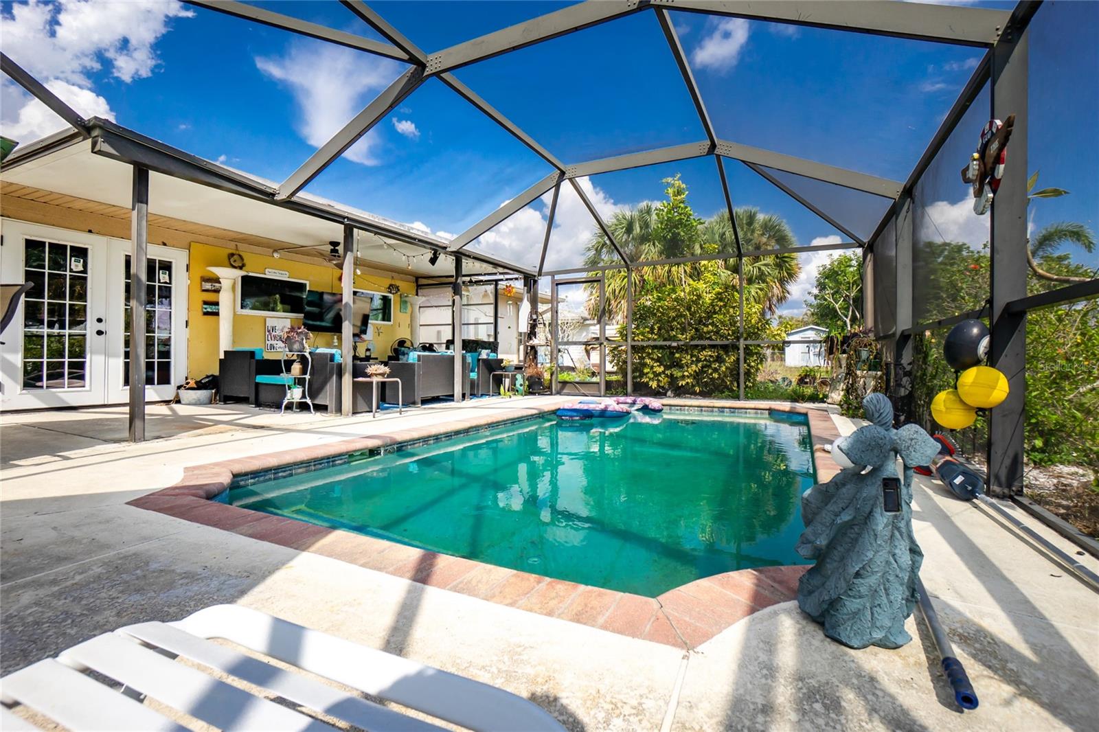 117 BEDFORD DR NE, PORT CHARLOTTE, FL, 33952
