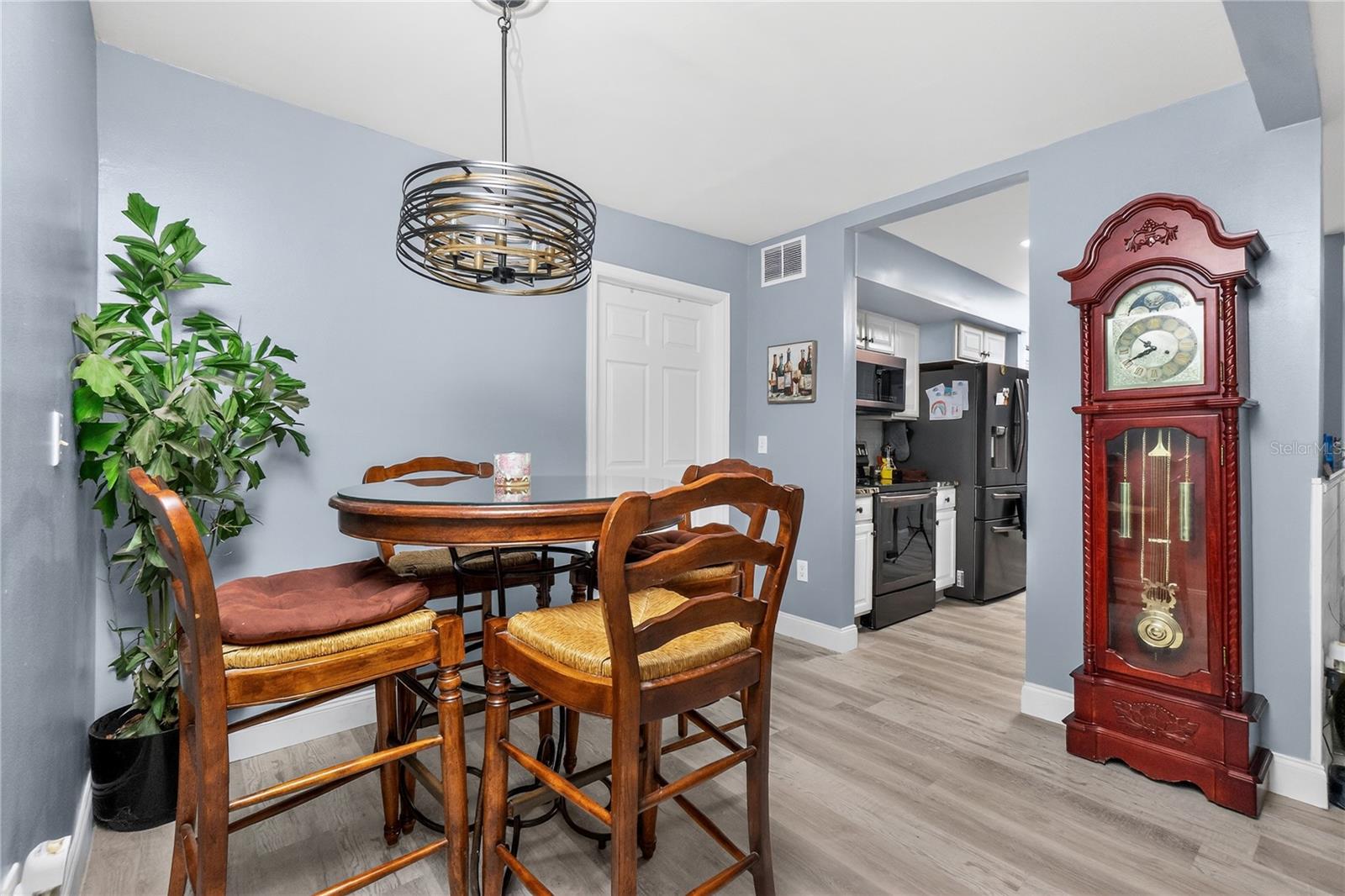 117 BEDFORD DR NE, PORT CHARLOTTE, FL, 33952