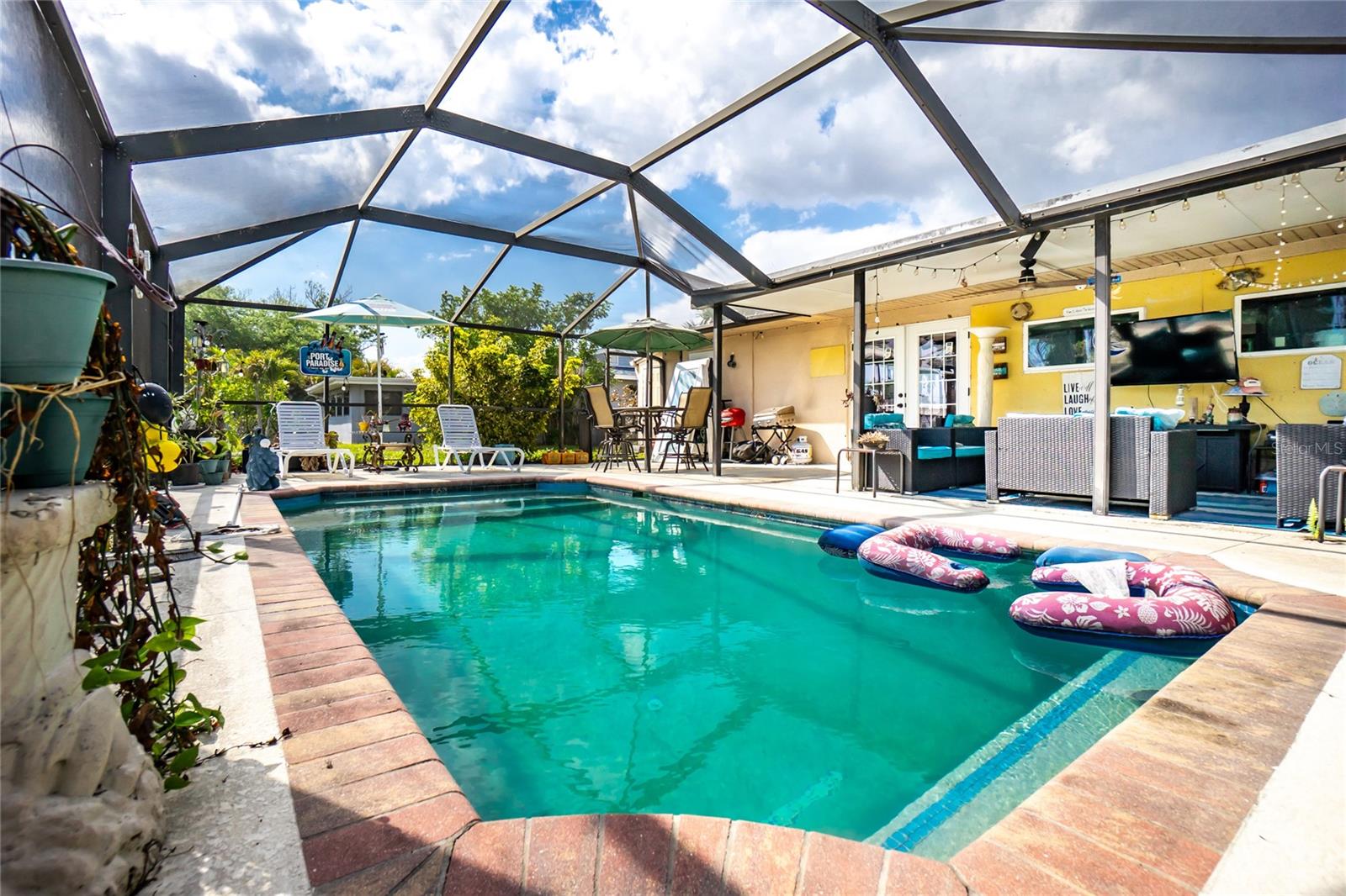 117 BEDFORD DR NE, PORT CHARLOTTE, FL, 33952