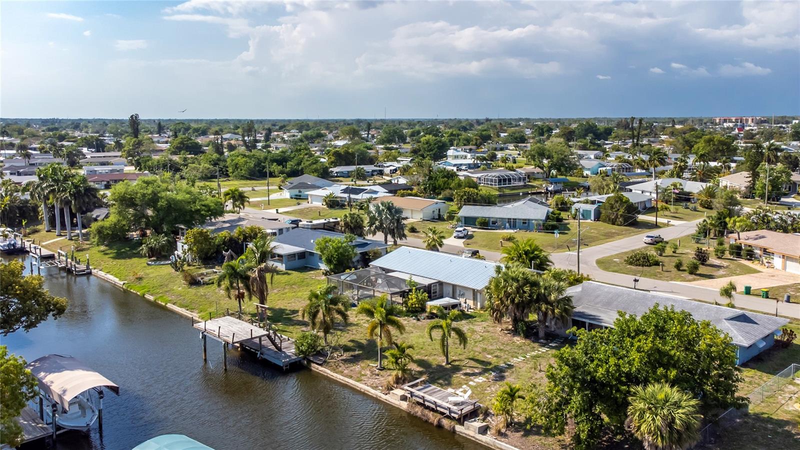 117 BEDFORD DR NE, PORT CHARLOTTE, FL, 33952