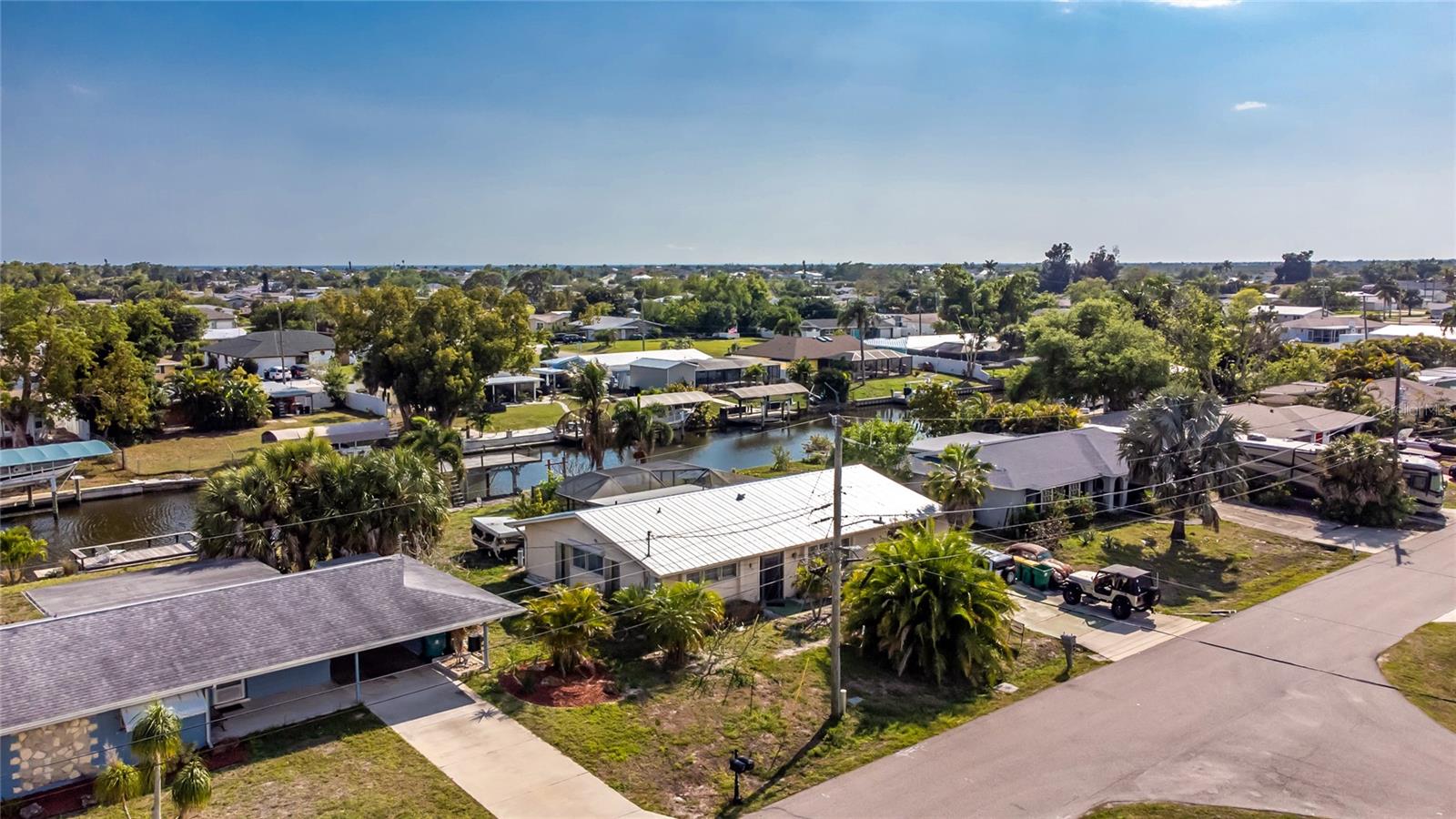117 BEDFORD DR NE, PORT CHARLOTTE, FL, 33952