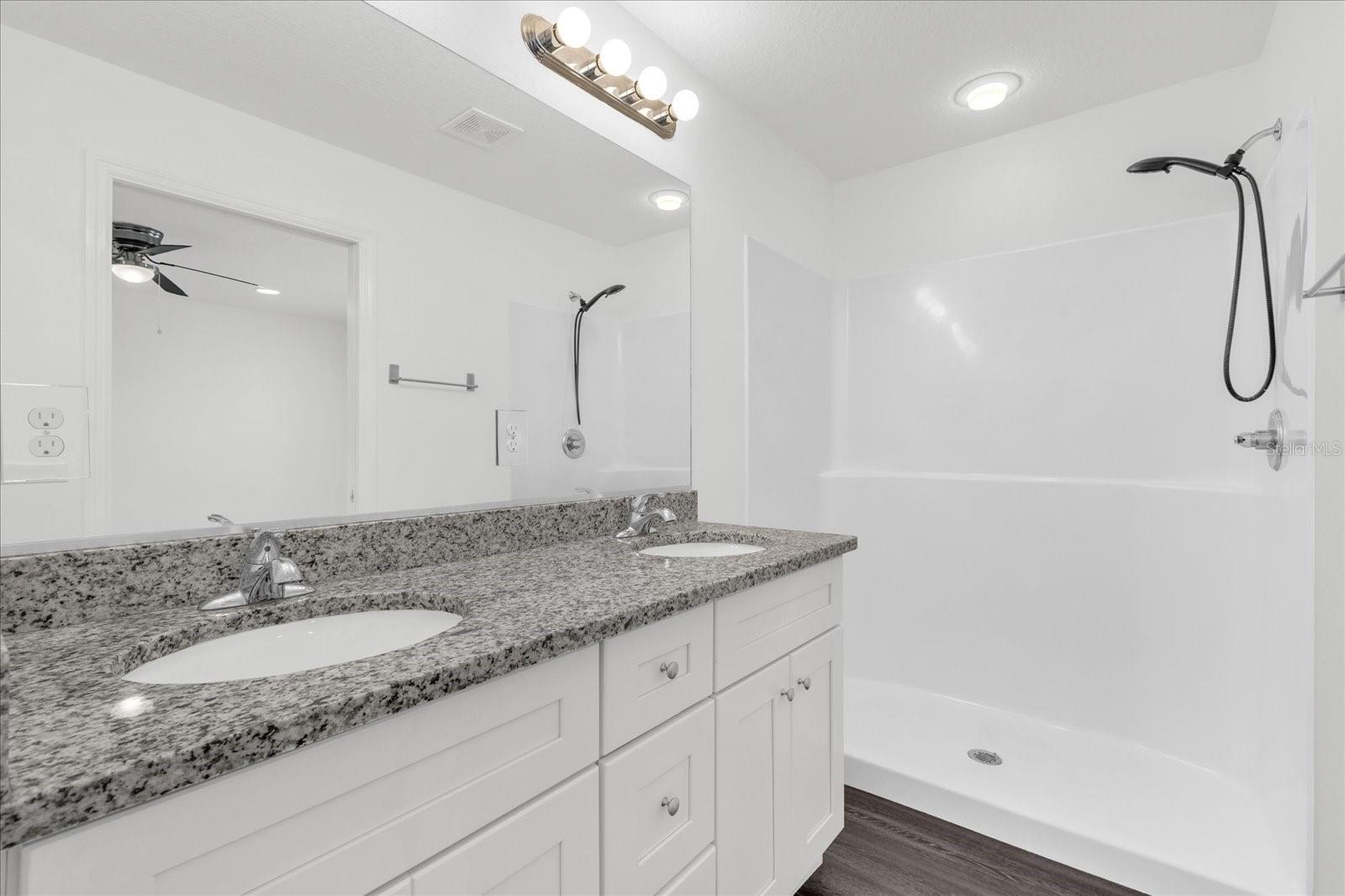 233 LOCUST PASS DR, OCALA, FL, 34472