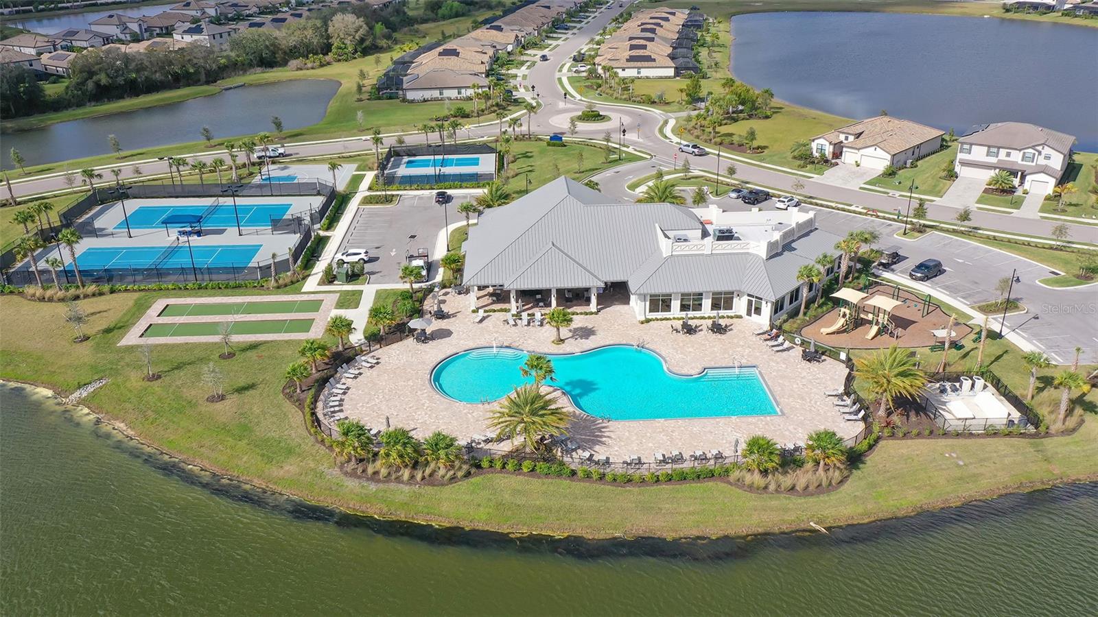 17241 BLUE RIDGE PL, BRADENTON, FL, 34211