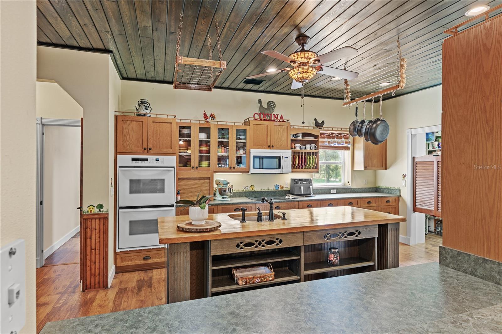 1621 BARR, OVIEDO, FL, 32765