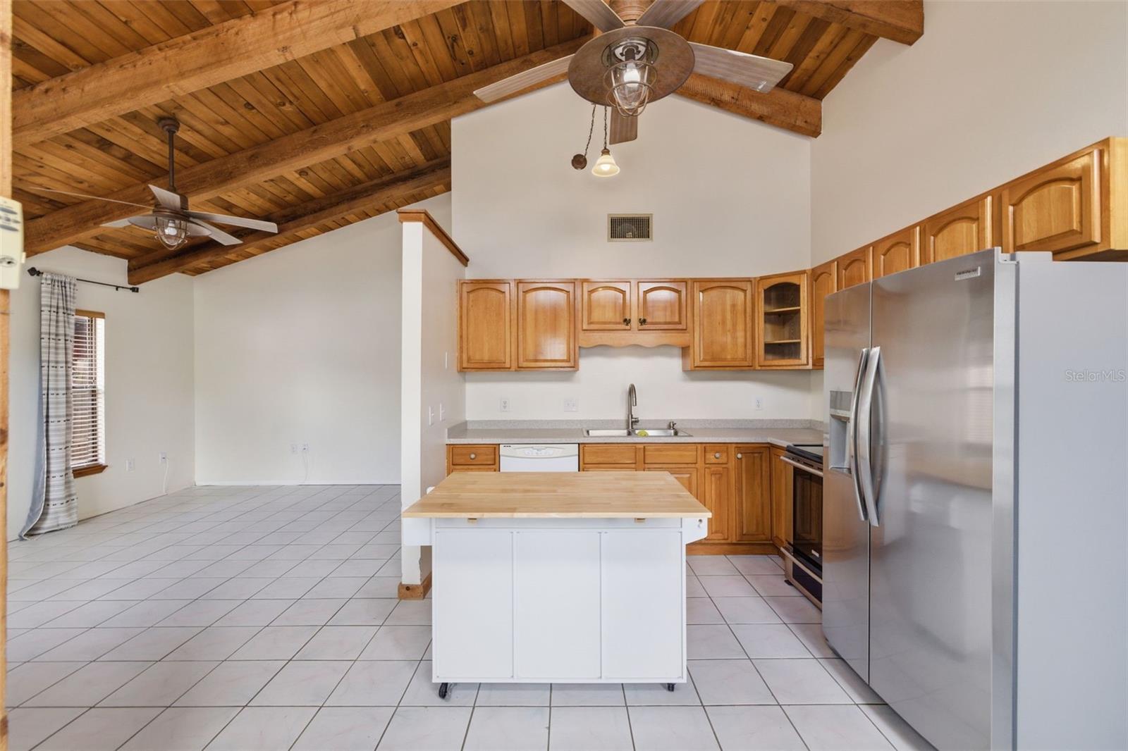 6440 68TH AVE N, PINELLAS PARK, FL, 33781