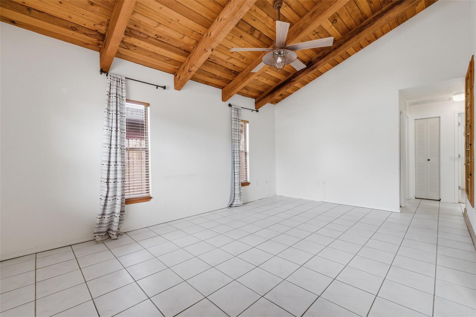 6440 68TH AVE N, PINELLAS PARK, FL, 33781
