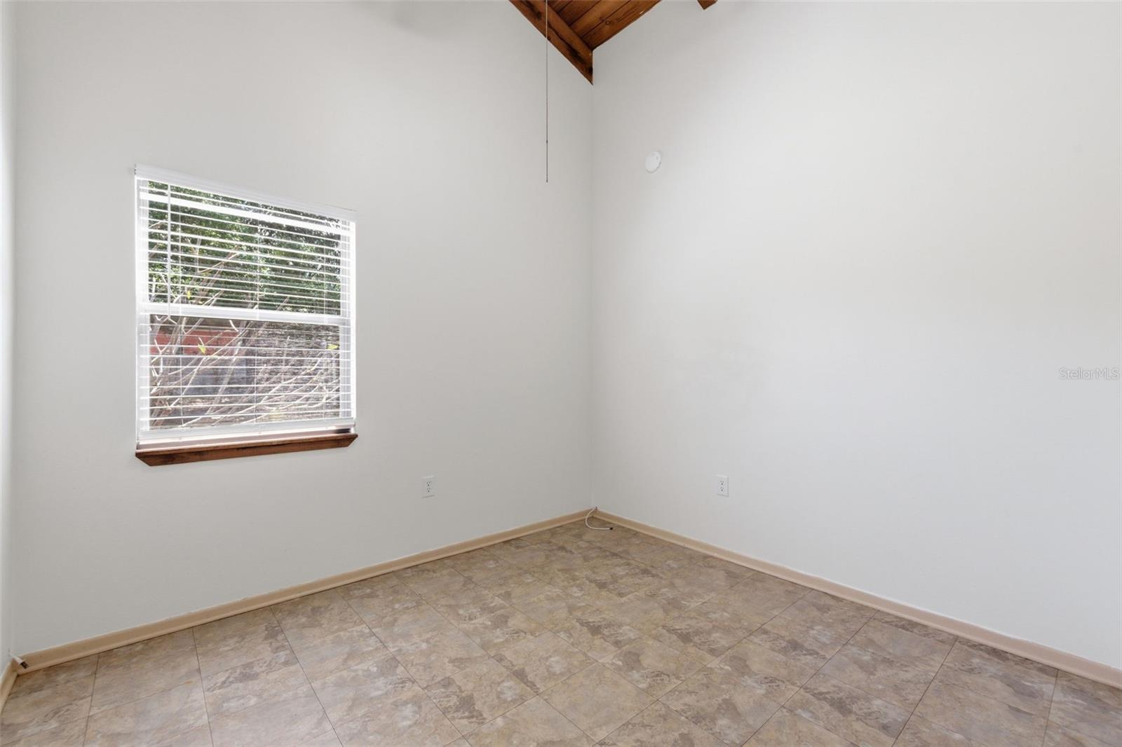 6440 68TH AVE N, PINELLAS PARK, FL, 33781