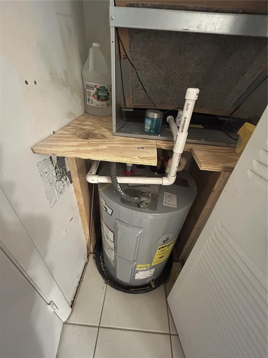 11485 OAKHURST RD #200-318, LARGO, FL, 33774