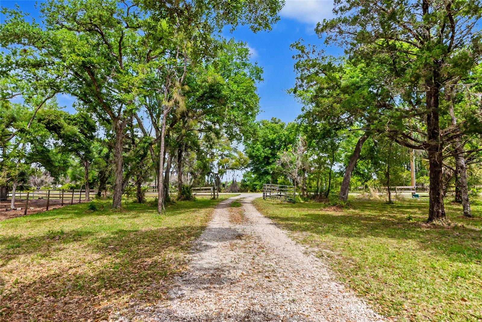 32098 SINGLETARY RD, MYAKKA CITY, FL, 34251