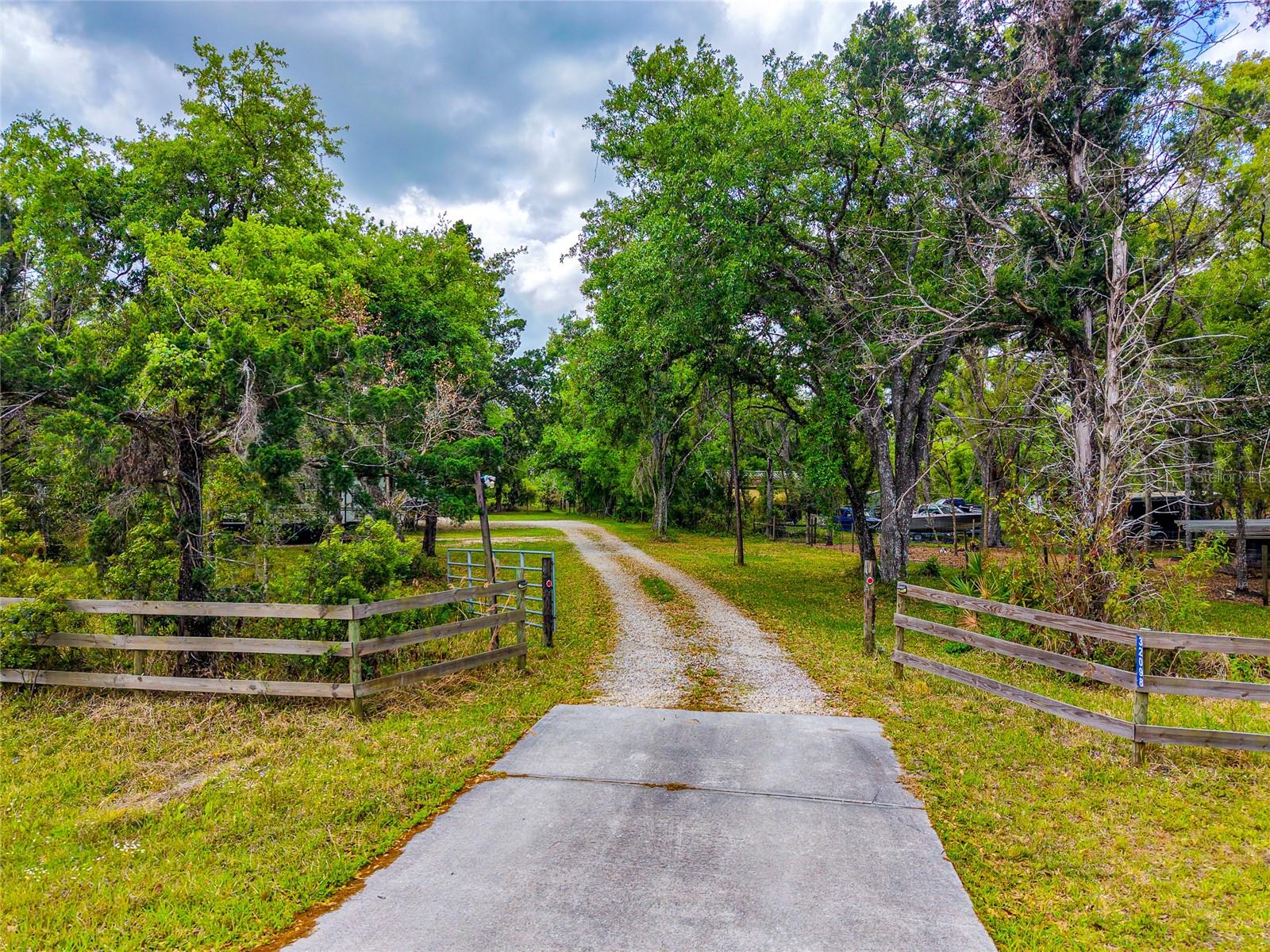 32098 SINGLETARY RD, MYAKKA CITY, FL, 34251