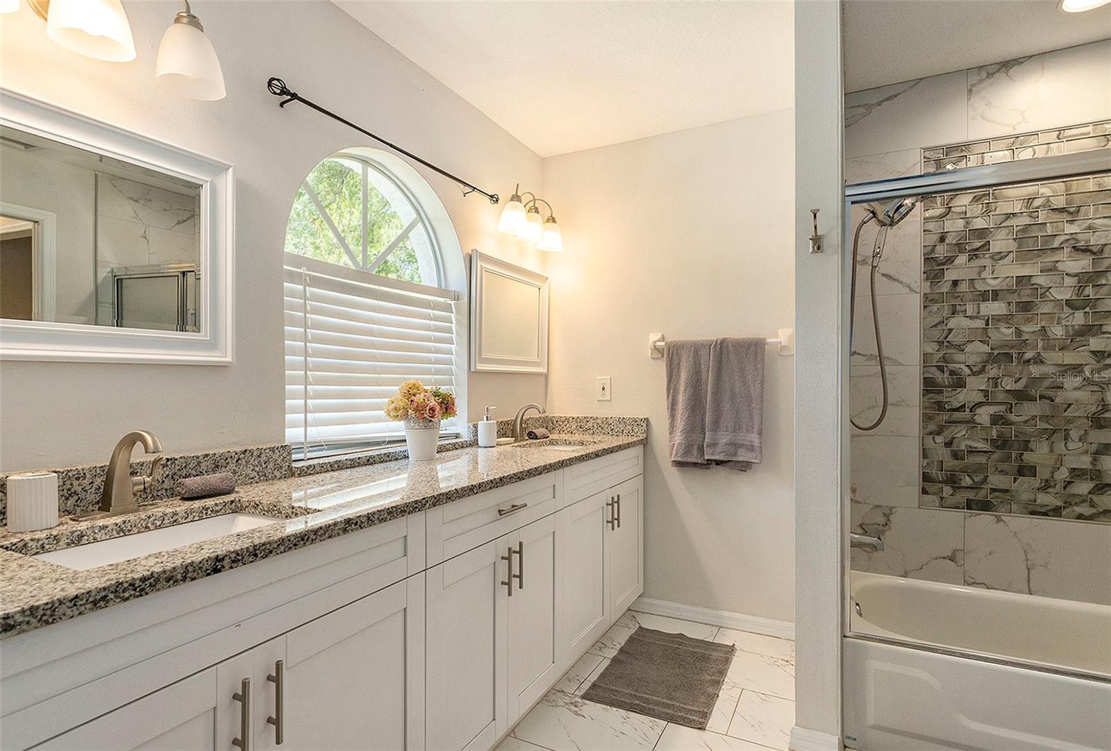 9105 S ZANMAR DR, FLORAL CITY, FL, 34436