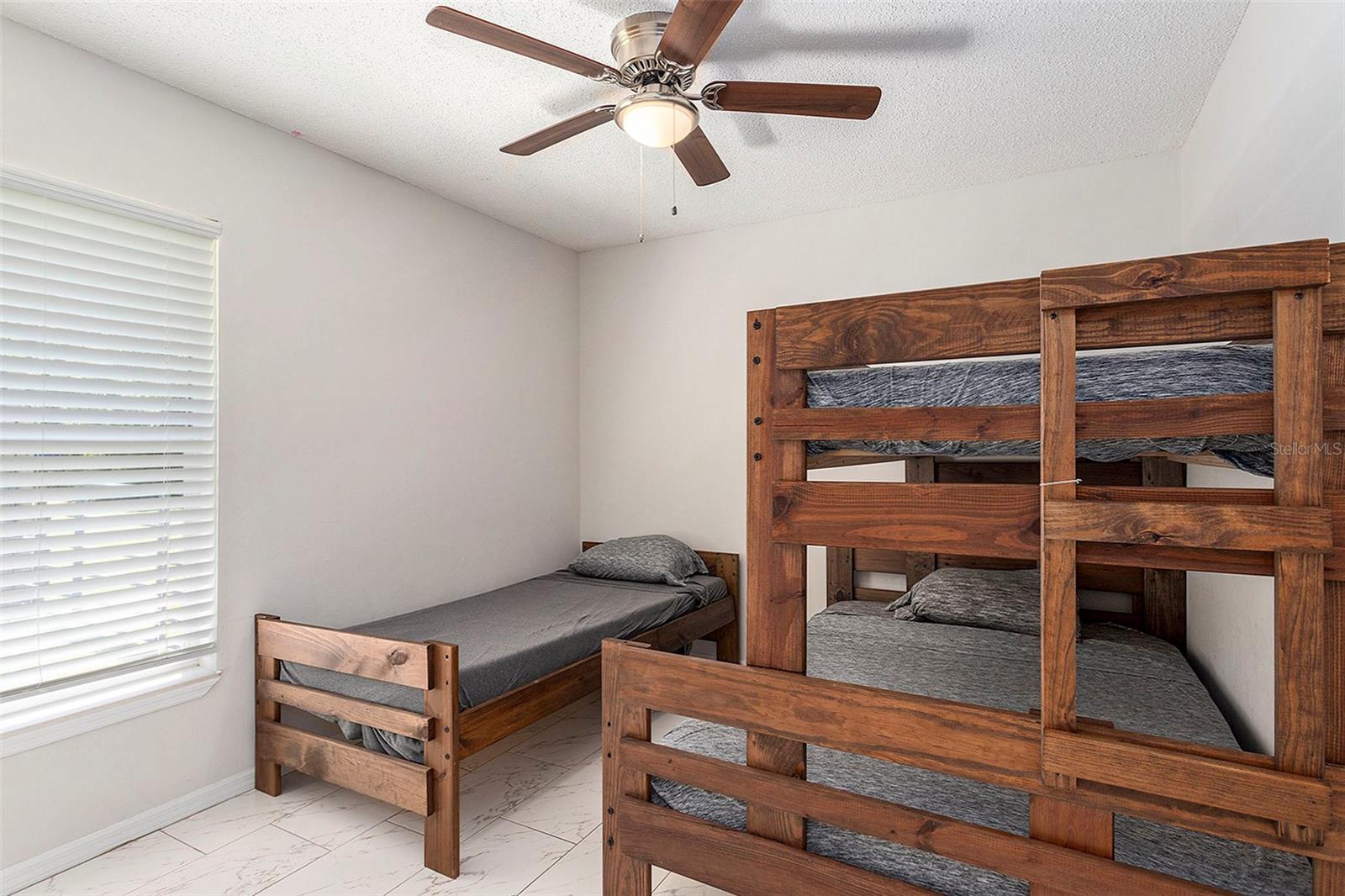 9105 S ZANMAR DR, FLORAL CITY, FL, 34436