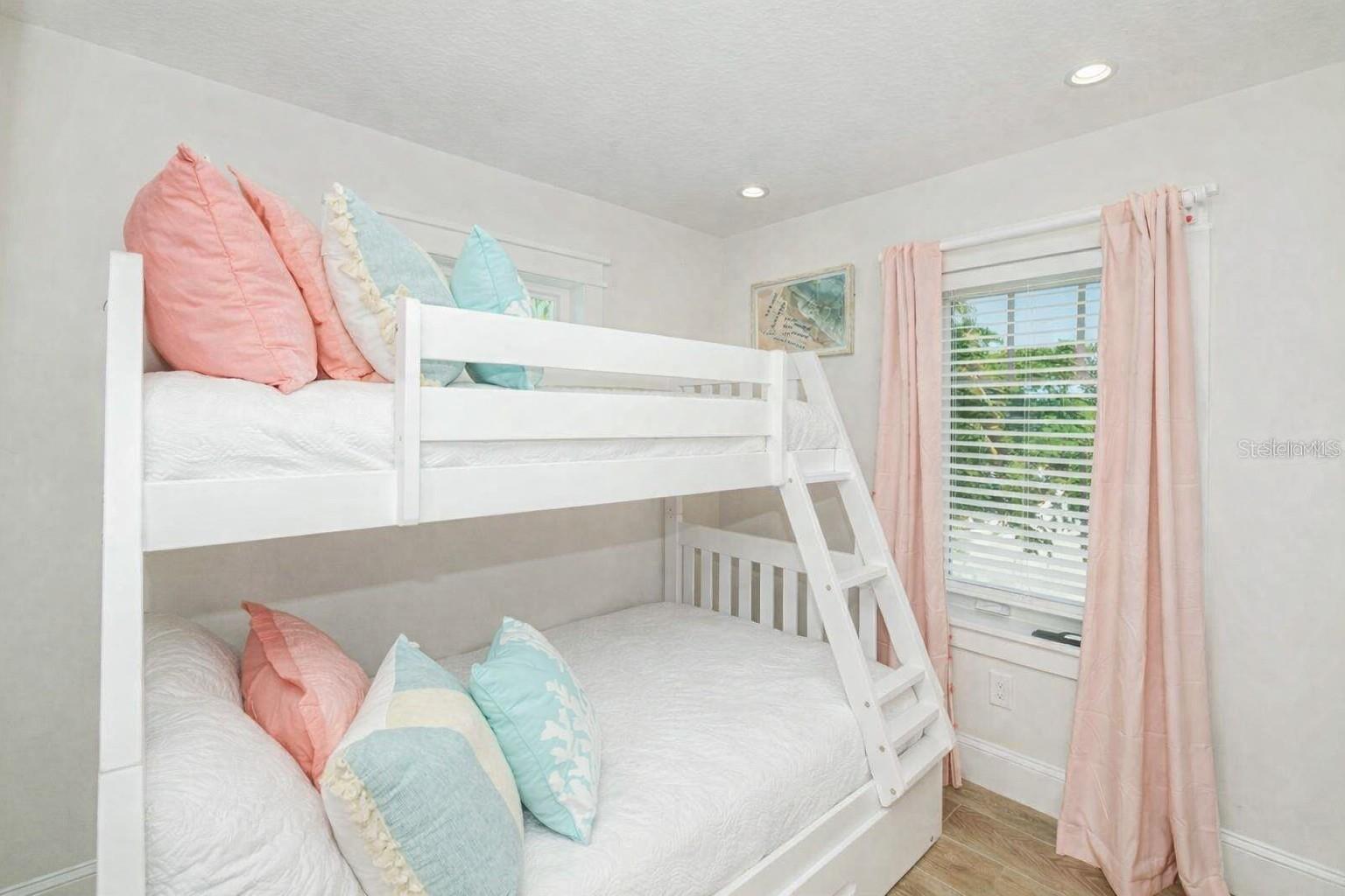 A4687188 Property Photo
