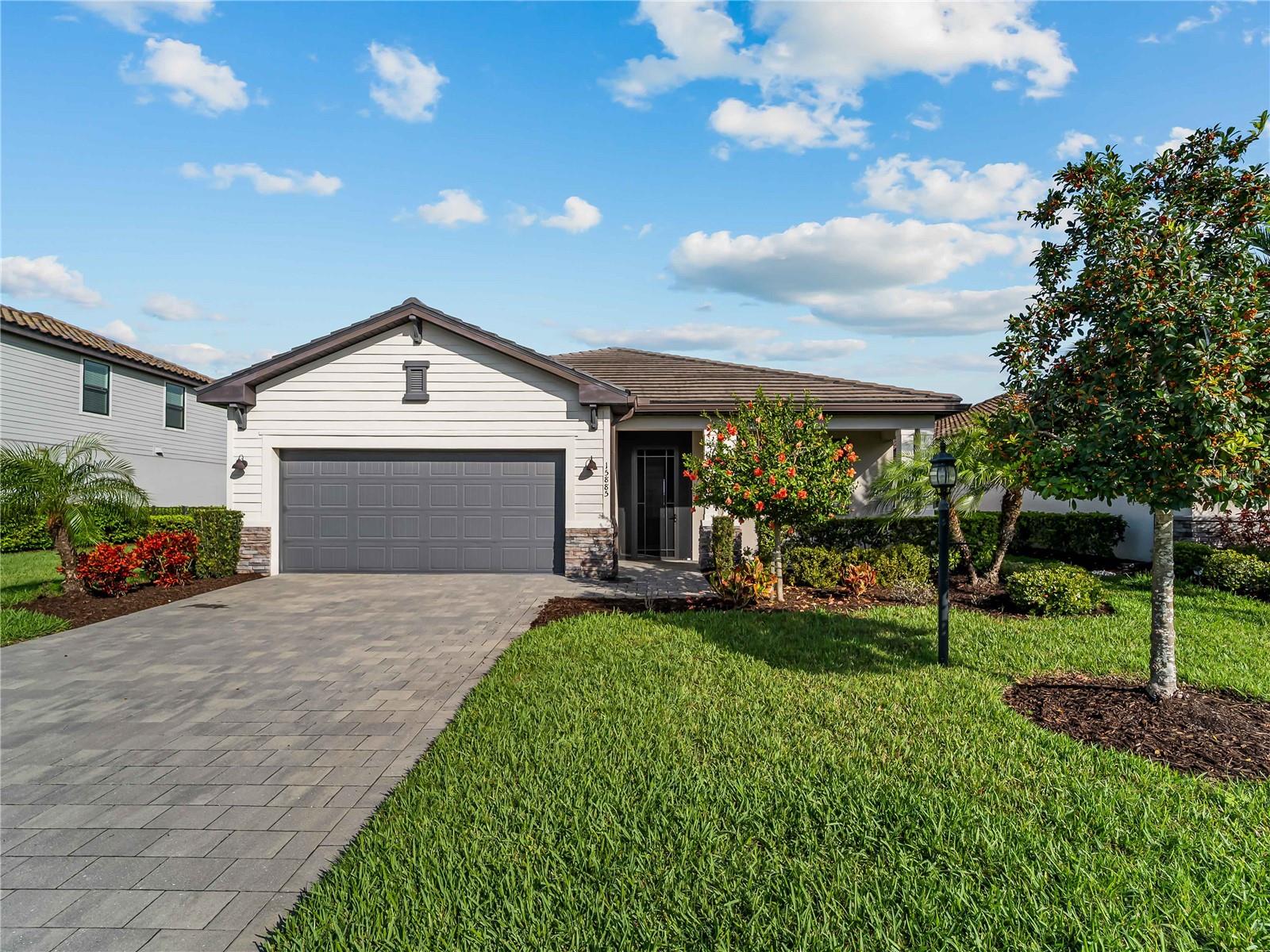 15885 ISLANDWALK AVE, BRADENTON, FL, 34211