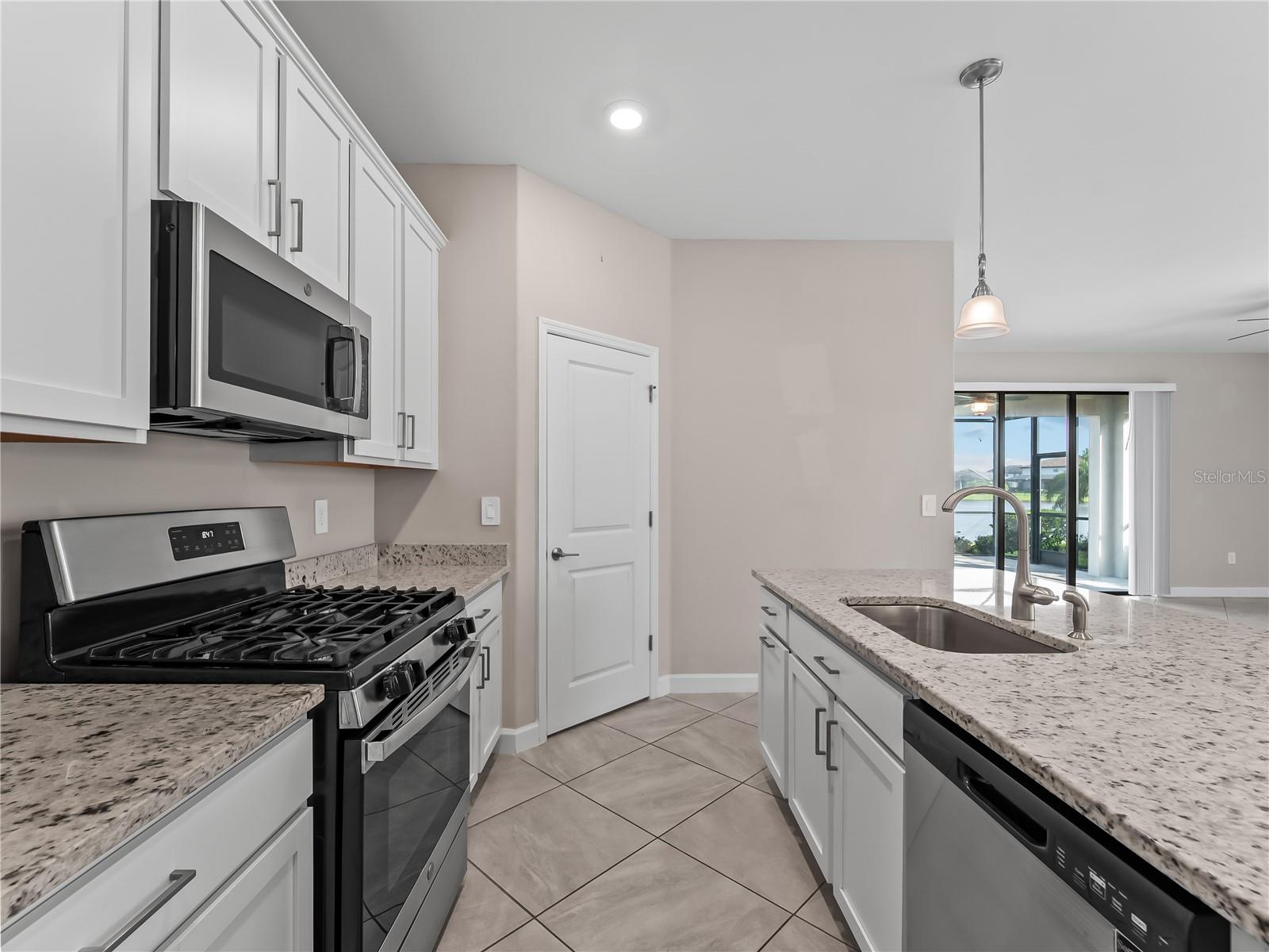 15885 ISLANDWALK AVE, BRADENTON, FL, 34211