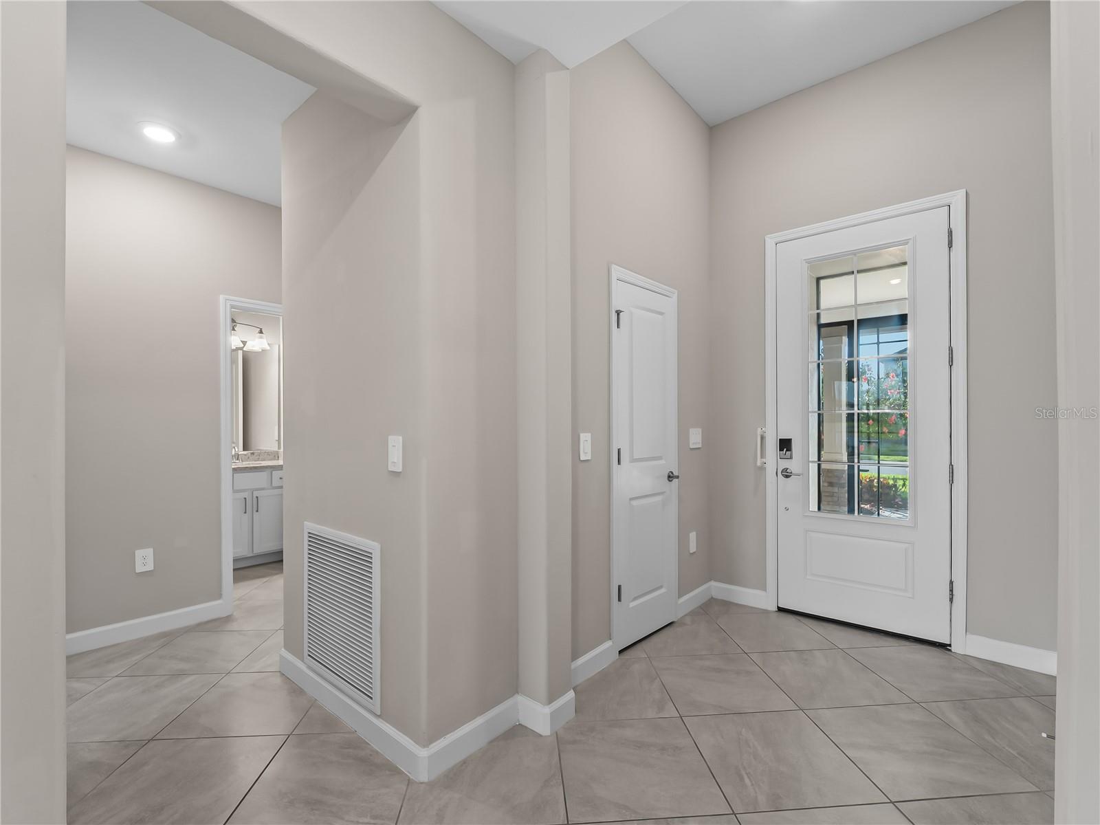 15885 ISLANDWALK AVE, BRADENTON, FL, 34211