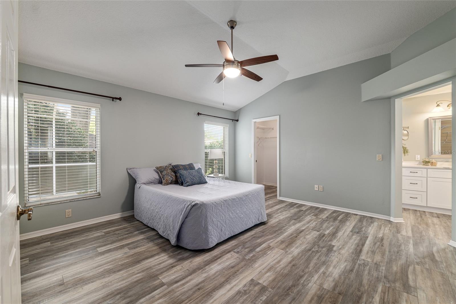 110 CHULA VISTA AVE, THE VILLAGES, FL, 32159