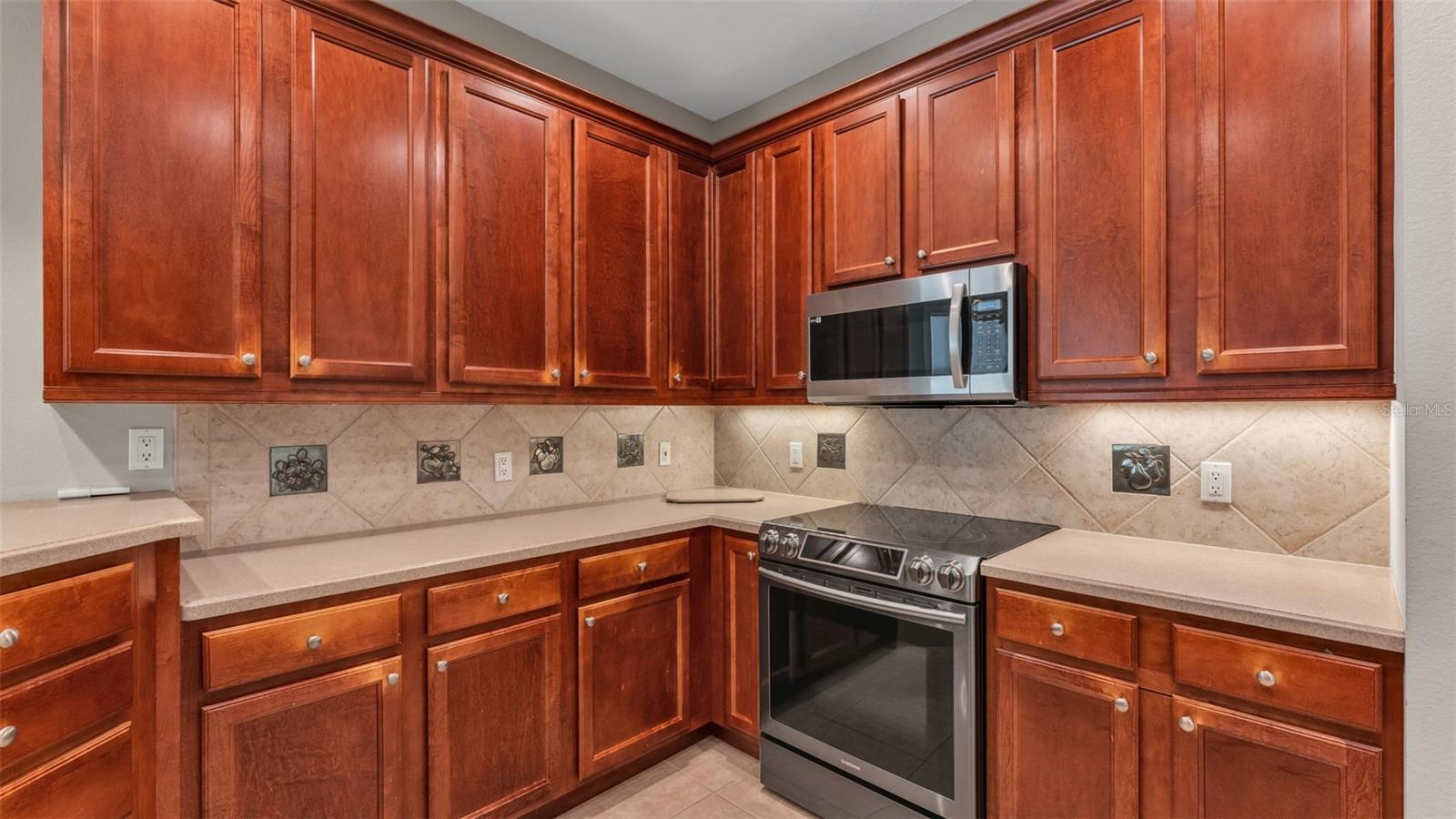 6883 LACY DR, LAKELAND, FL, 33813
