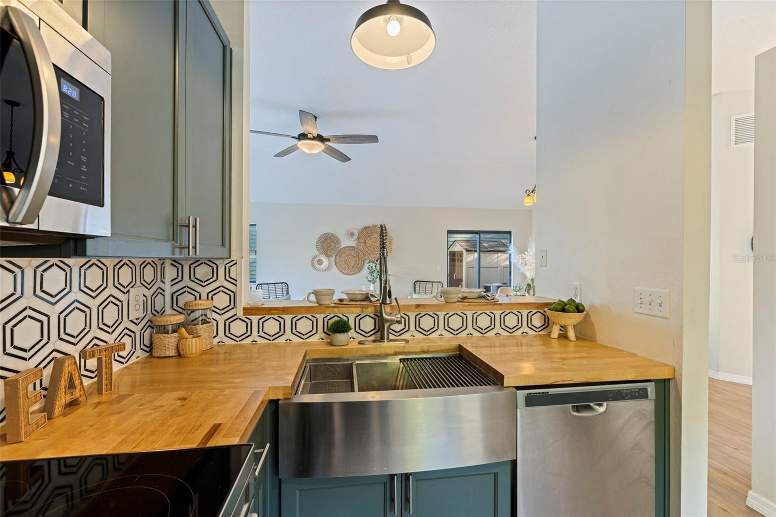3510 GREENGLEN CIR, PALM HARBOR, FL, 34684