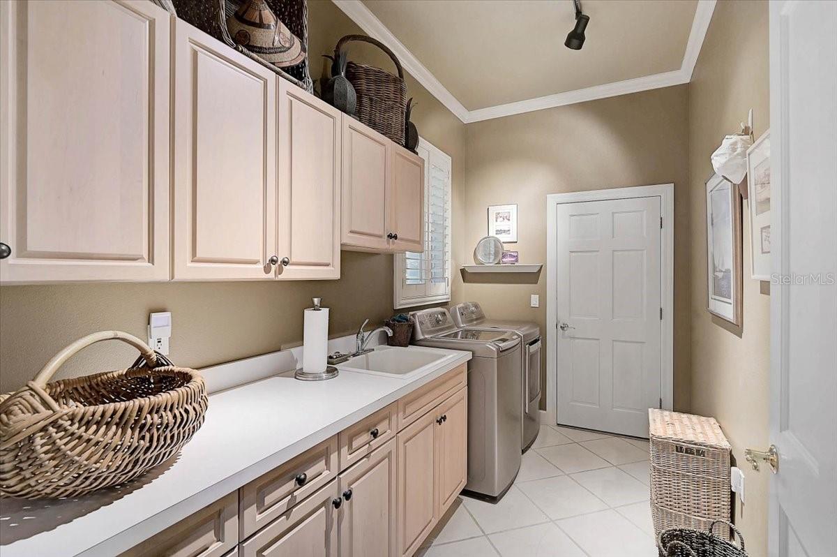 A4687195 Property Photo