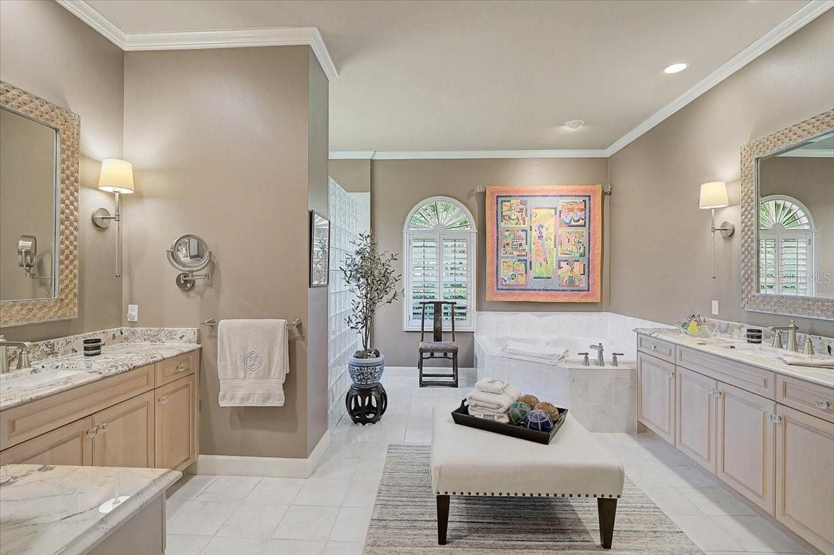 A4687195 Property Photo