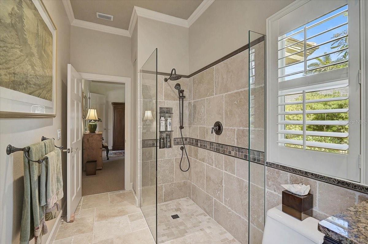 A4687195 Property Photo