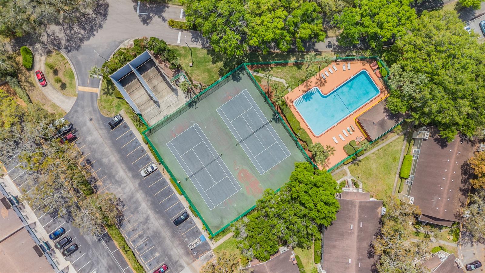 4208 WINDING MOSS TRL #102, TAMPA, FL, 33613