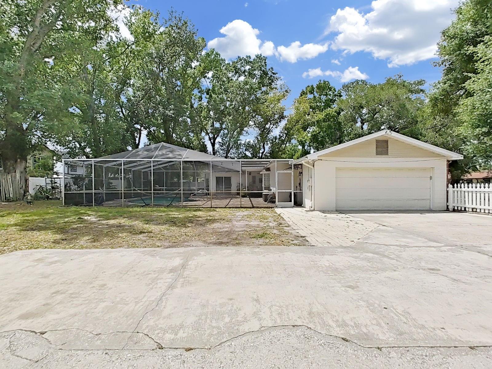 7608 BARRY RD, TAMPA, FL, 33615