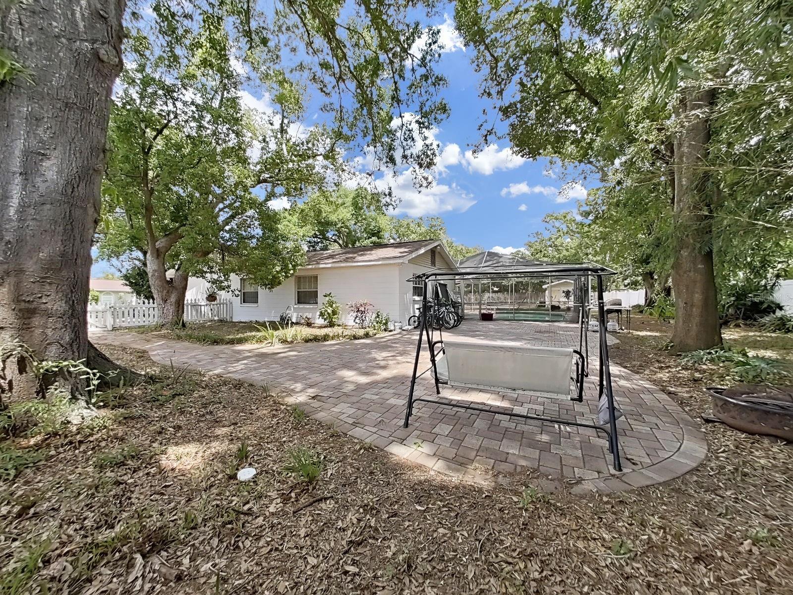 7608 BARRY RD, TAMPA, FL, 33615