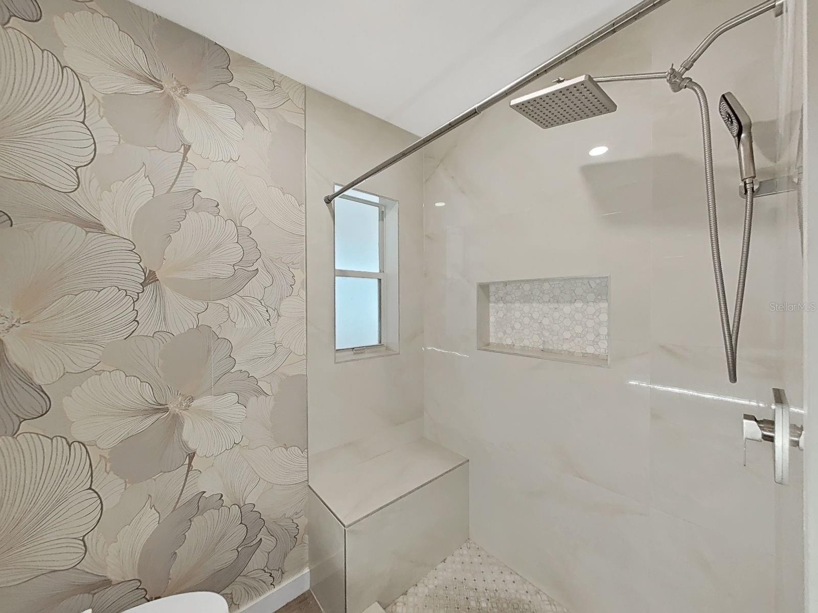 7608 BARRY RD, TAMPA, FL, 33615