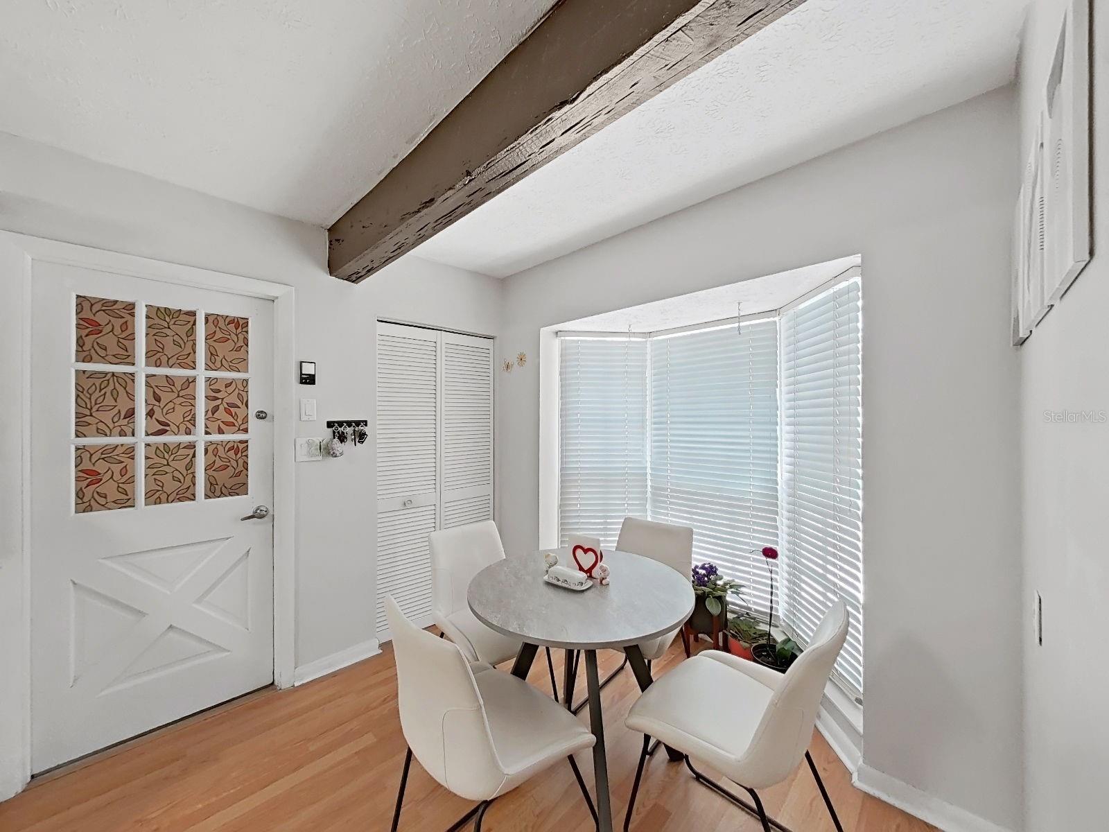 7608 BARRY RD, TAMPA, FL, 33615