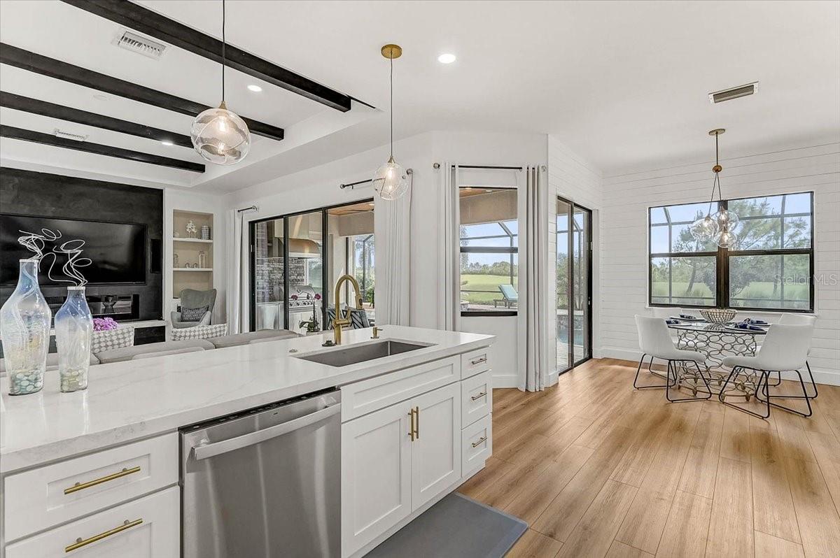 5817 MULLIGAN WAY, BRADENTON, FL, 34211
