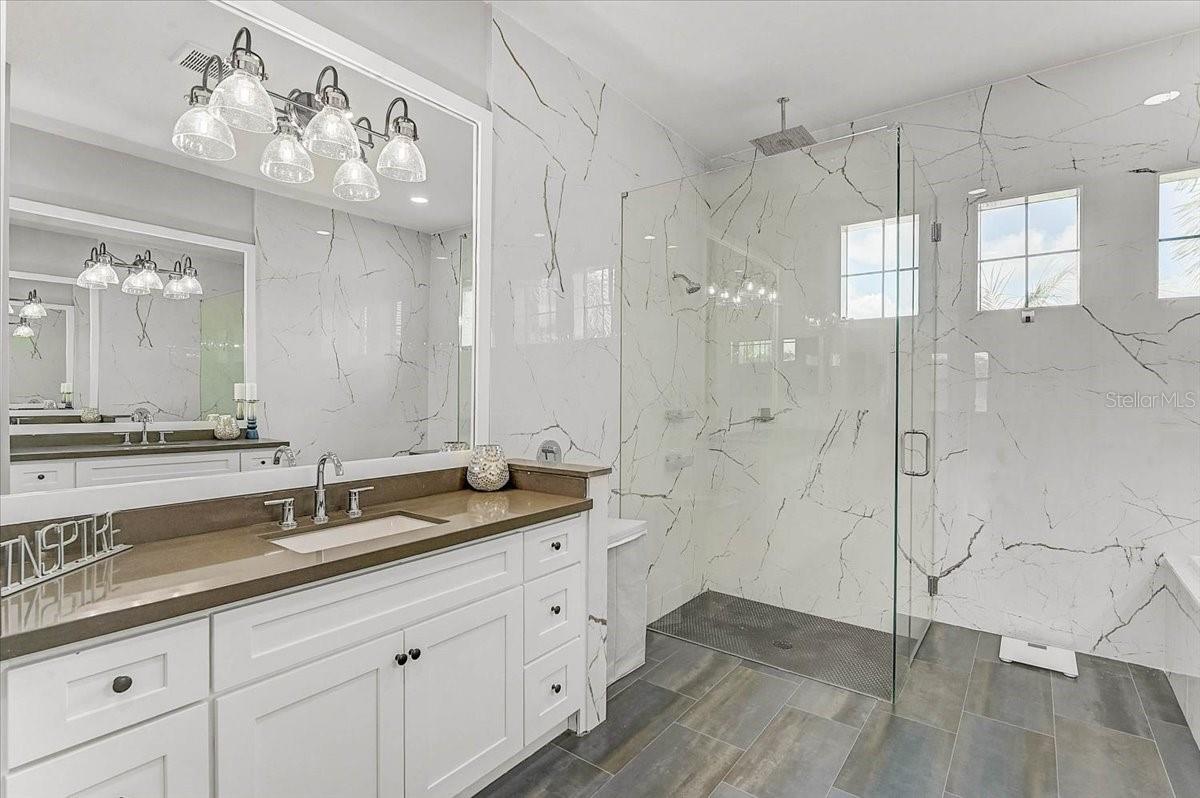 5817 MULLIGAN WAY, BRADENTON, FL, 34211