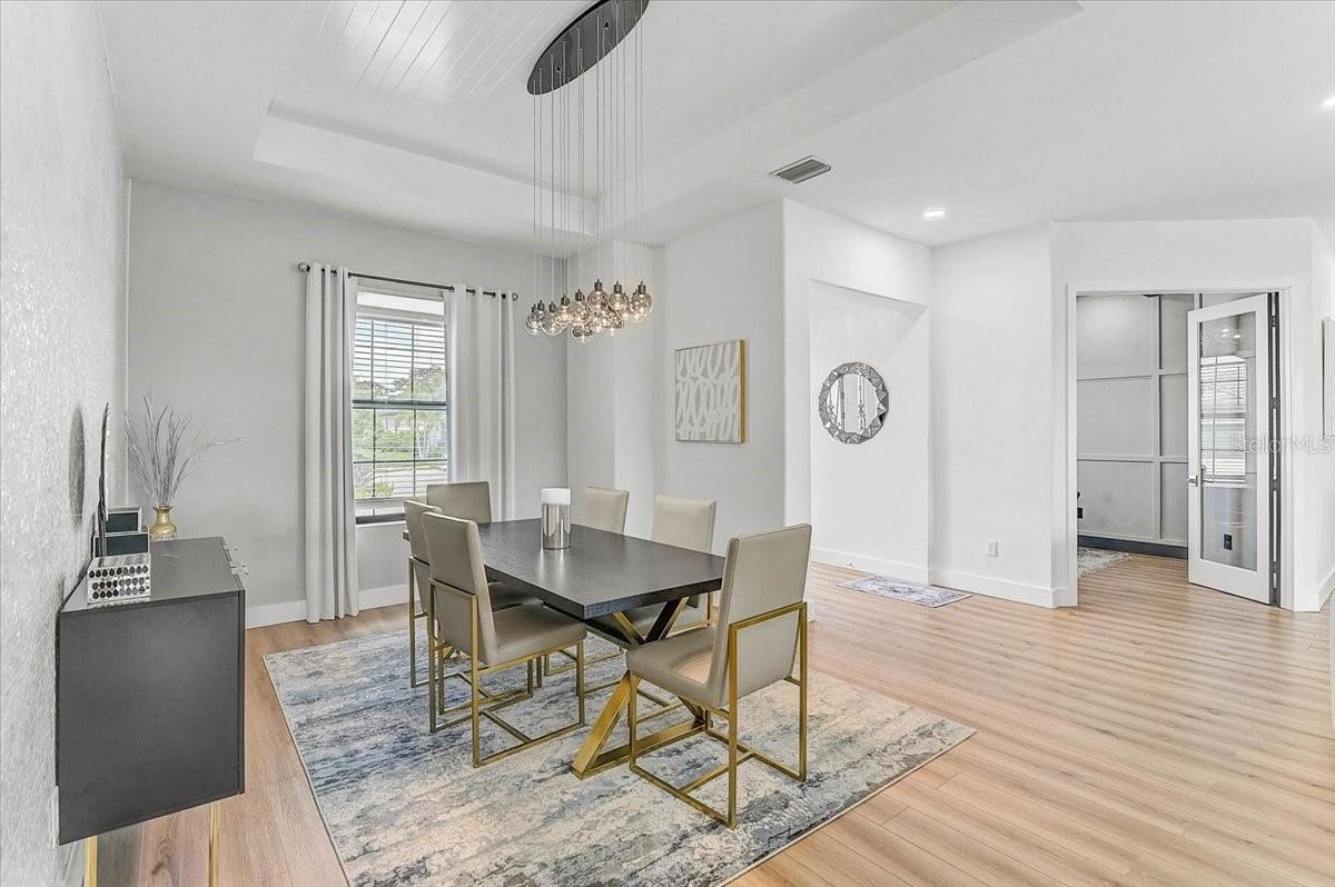 5817 MULLIGAN WAY, BRADENTON, FL, 34211