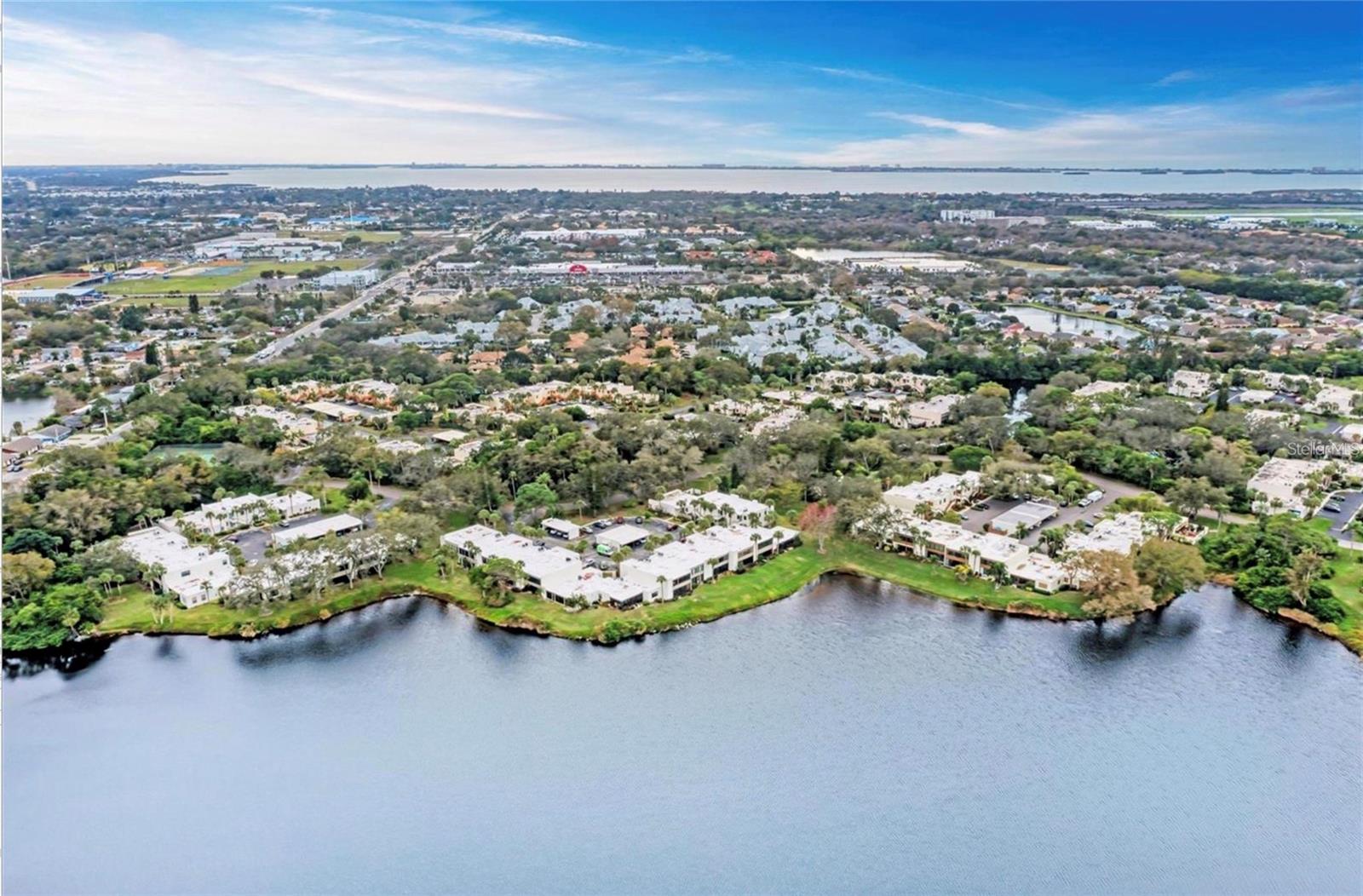 211 LAKEWOOD DR #211, BRADENTON, FL, 34210