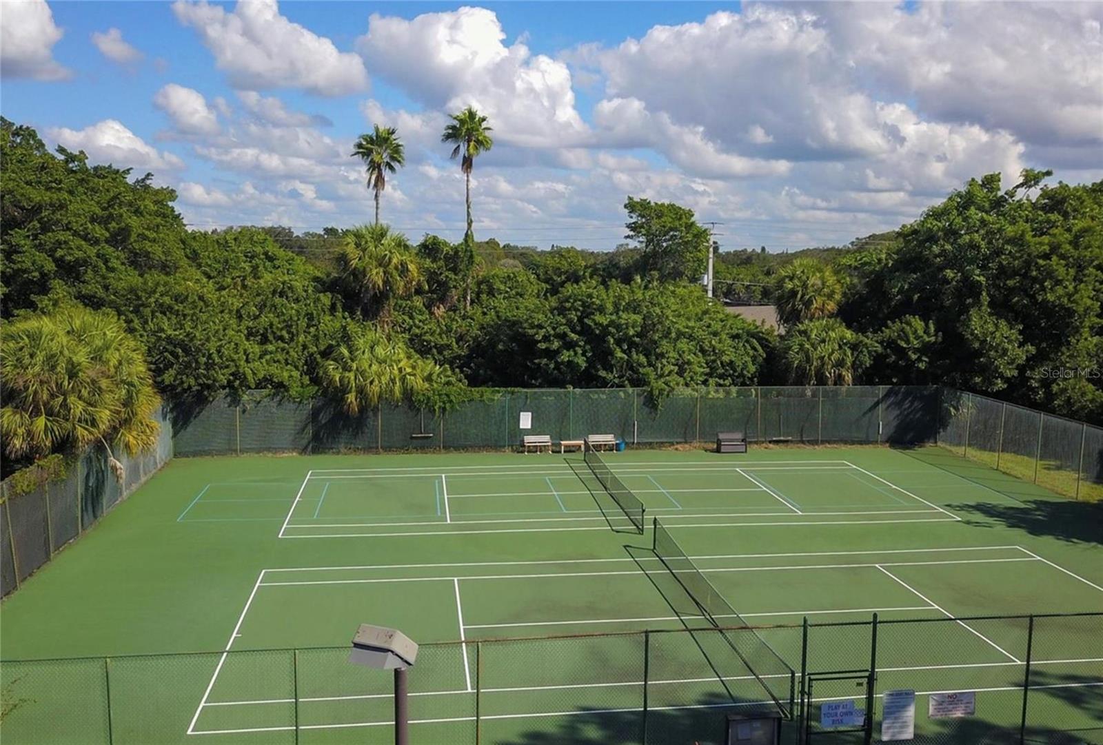 211 LAKEWOOD DR #211, BRADENTON, FL, 34210