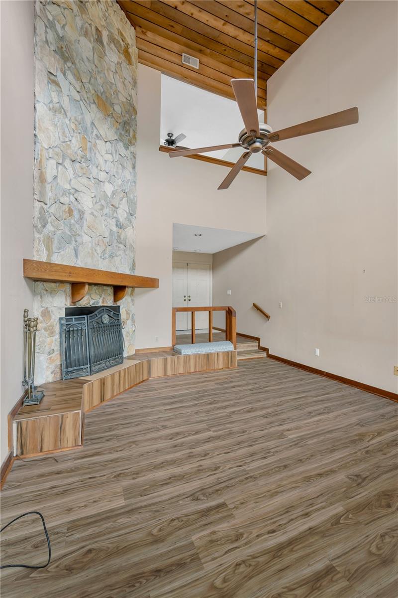 1304 W CHARTER ST, TAMPA, FL, 33602