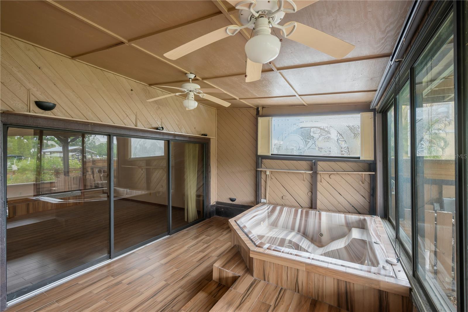 1304 W CHARTER ST, TAMPA, FL, 33602
